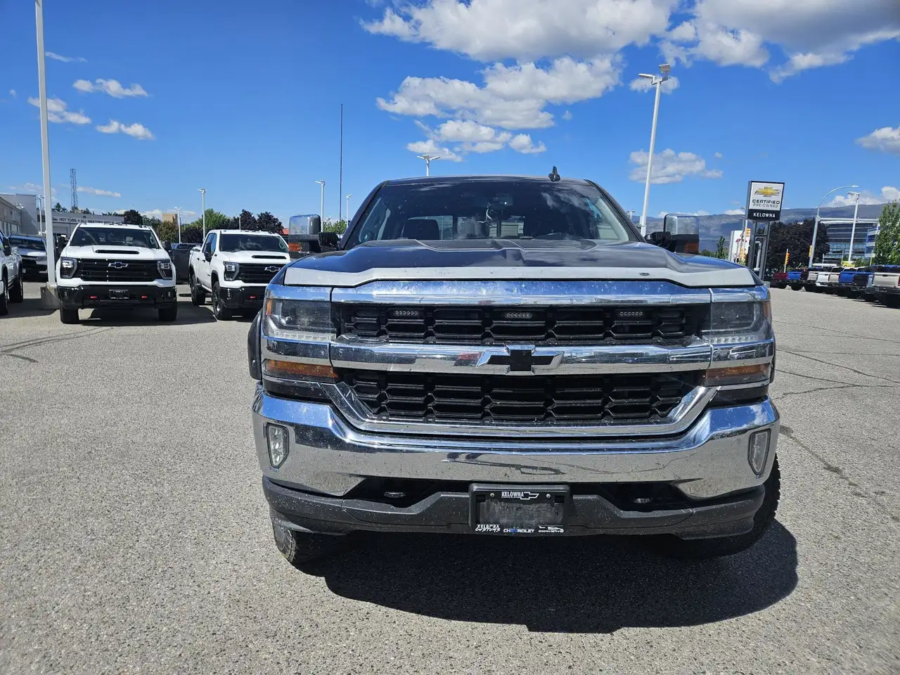 Chevrolet Silverado 1500 снимка Chevrolet Silverado 1500