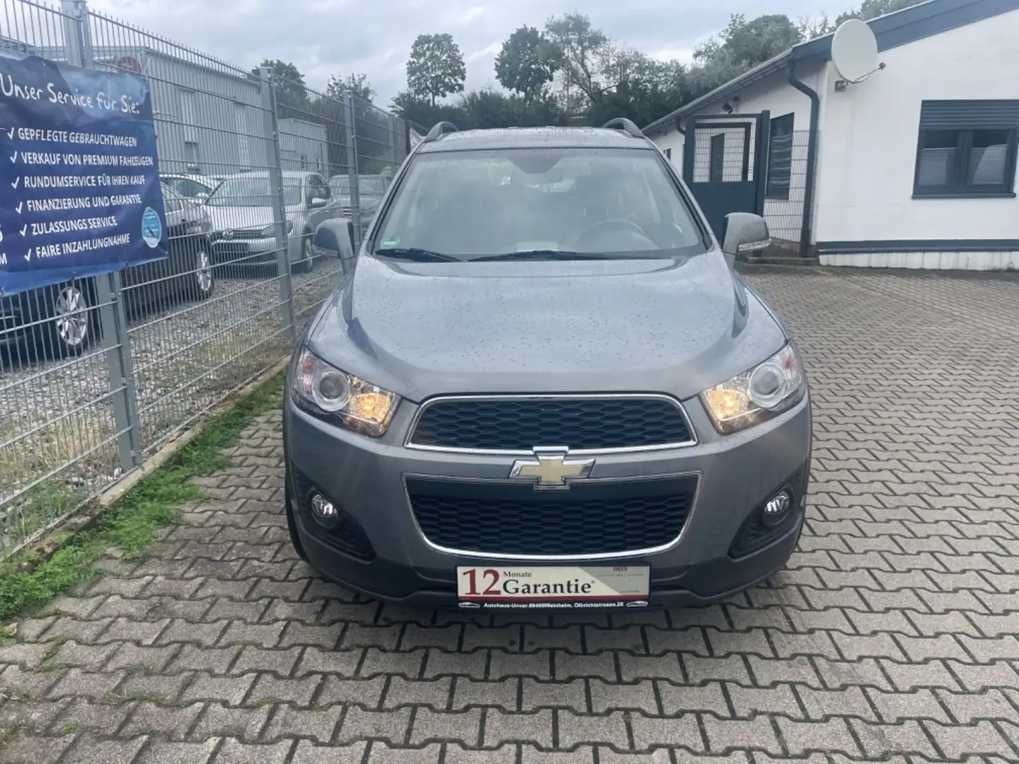 Chevrolet Captiva 2.2 D LT 2WD |7-SITZER|AHK| Szary - 2