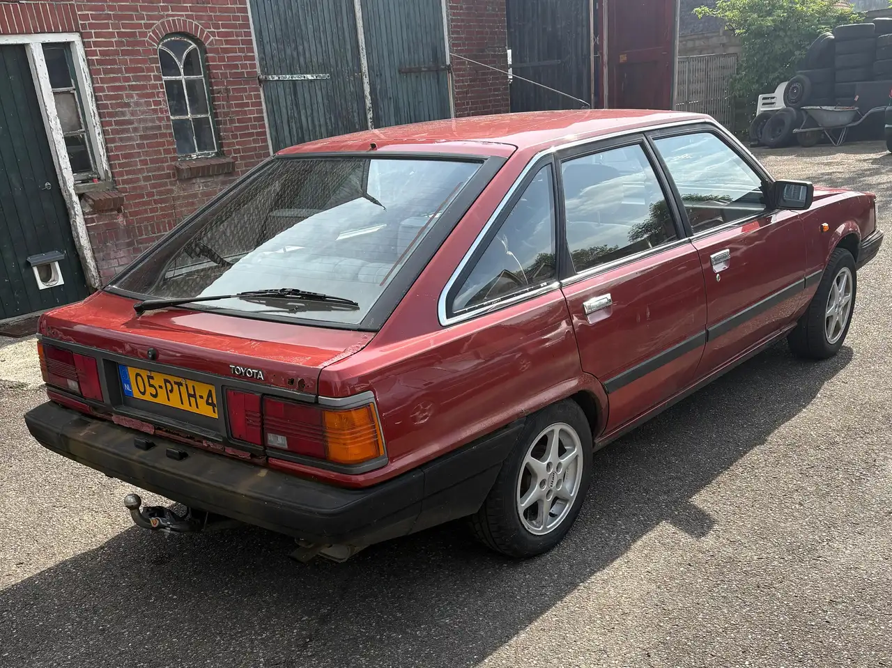 Toyota Camry 2.0 GLi, foto 3