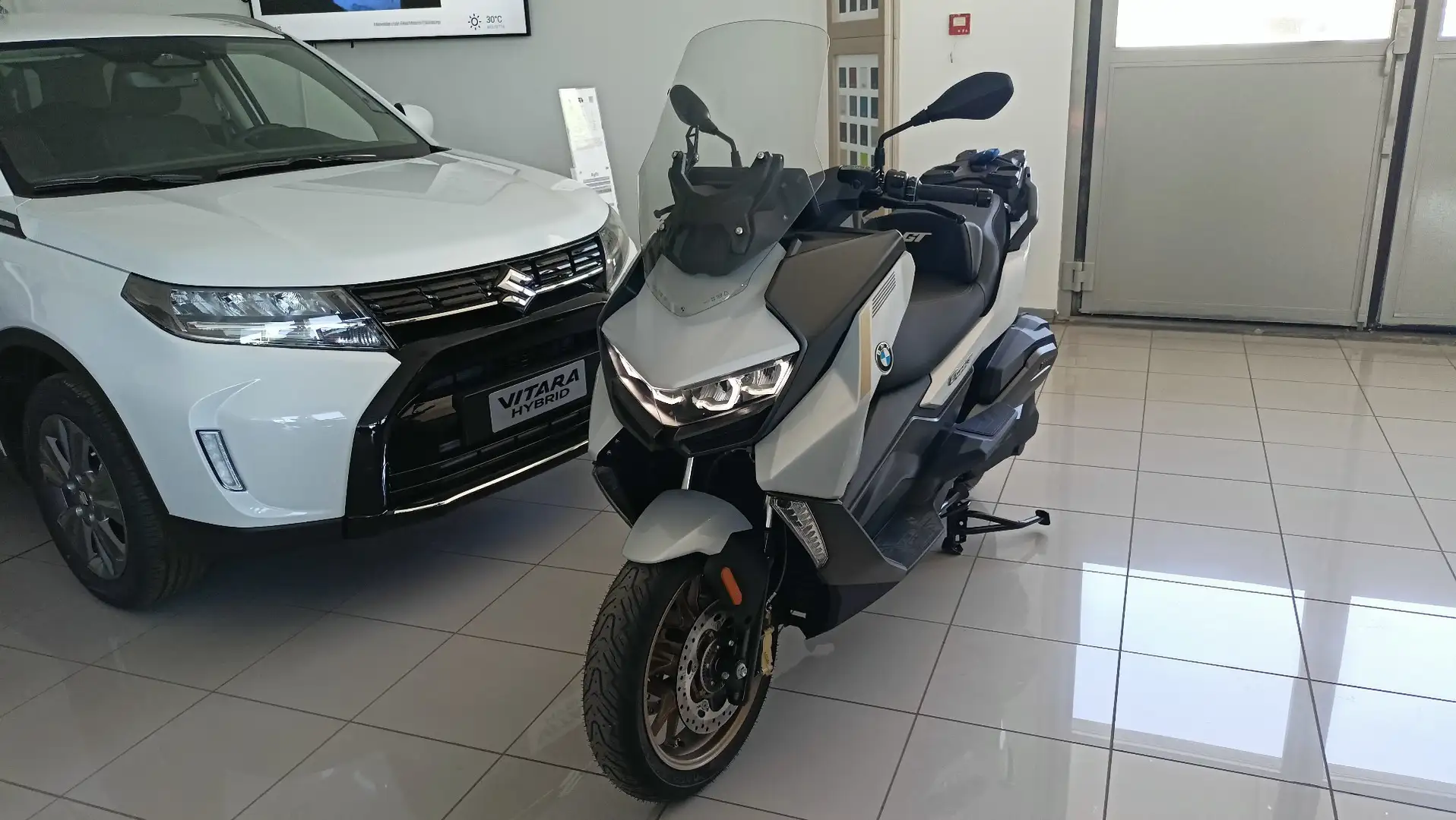 BMW C 400 GT Bianco - 1