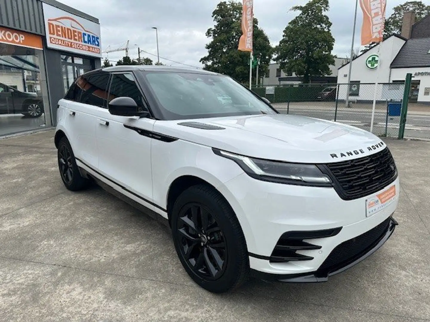 Land Rover Range Rover Velar P400e Dynamic SE, 2.0i, bj2024, Btw-aftrek - 2