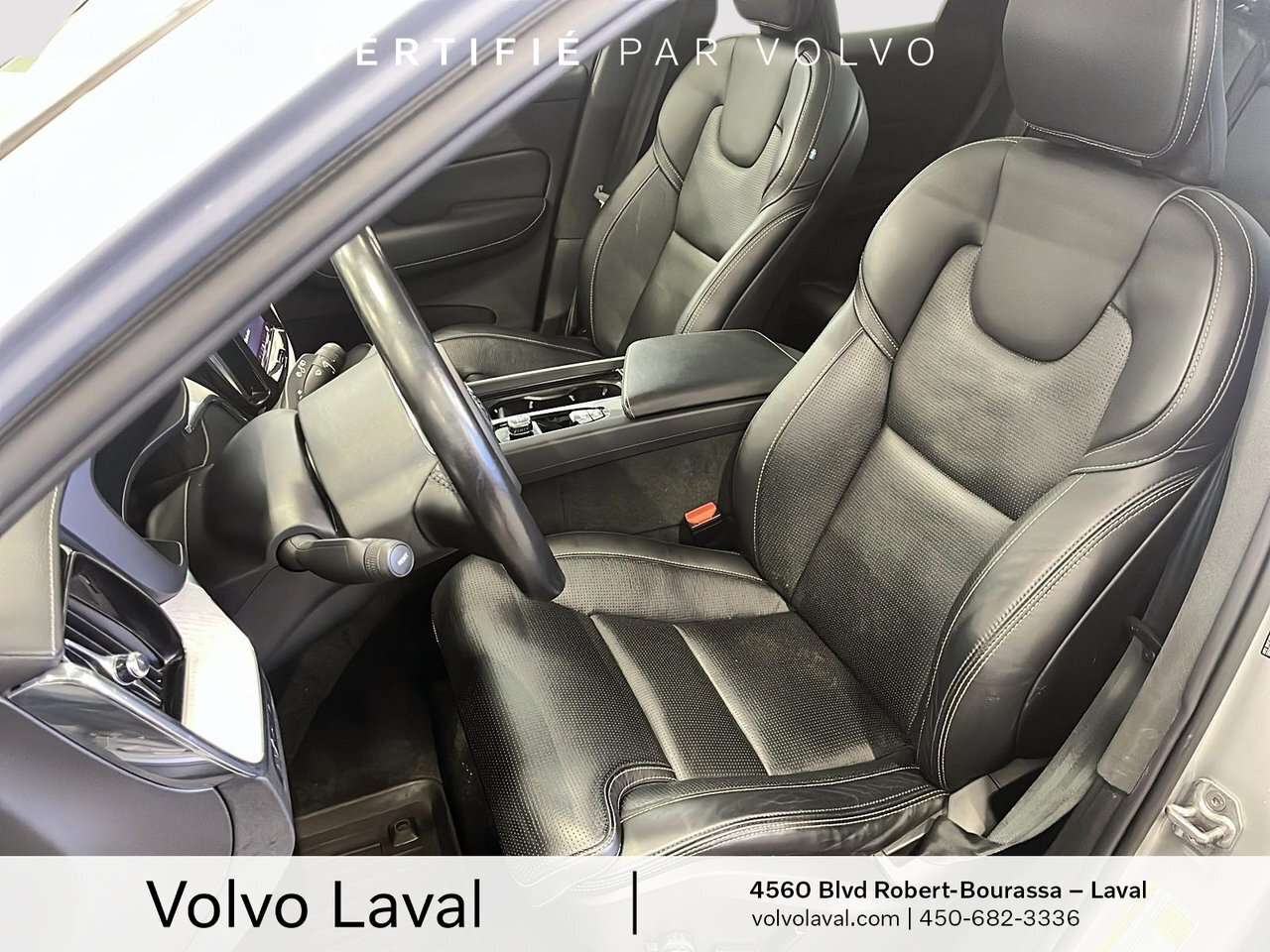 2022 Volvo XC60 Inscription XC60 Recharge Inscription, T8 AWD plug thumb 10