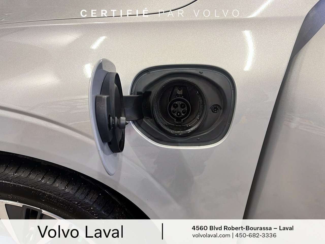 2022 Volvo XC60 Inscription XC60 Recharge Inscription, T8 AWD plug thumb 24