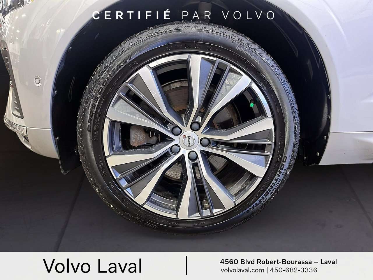 2022 Volvo XC60 Inscription XC60 Recharge Inscription, T8 AWD plug alt 4