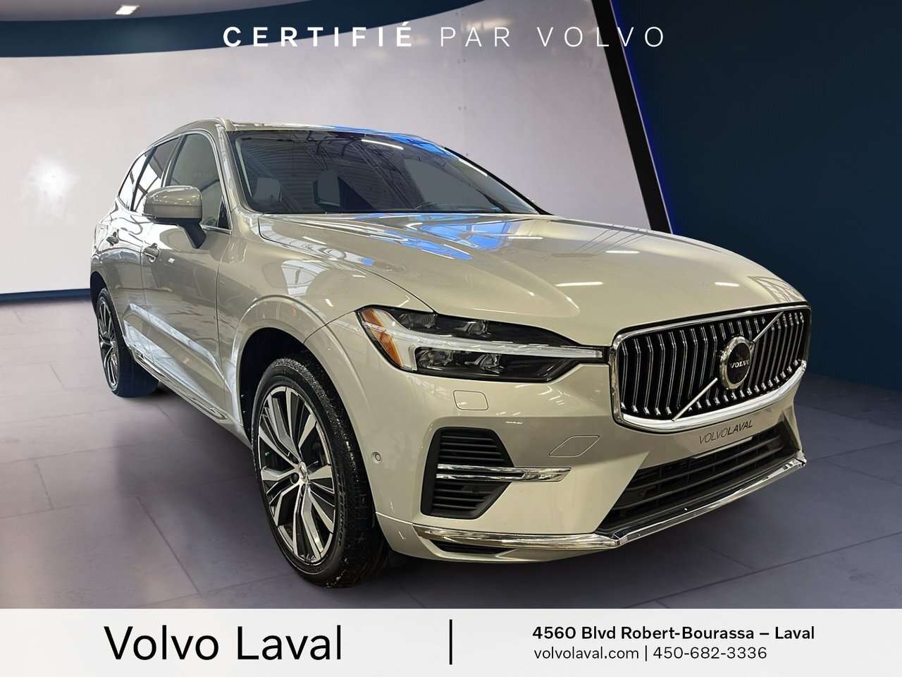 2022 Volvo XC60 Inscription XC60 Recharge Inscription, T8 AWD plug alt 3