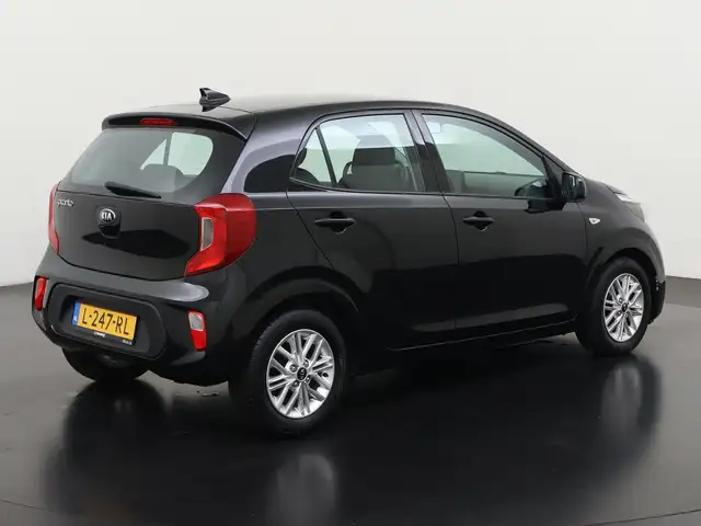 Kia Picanto view 4