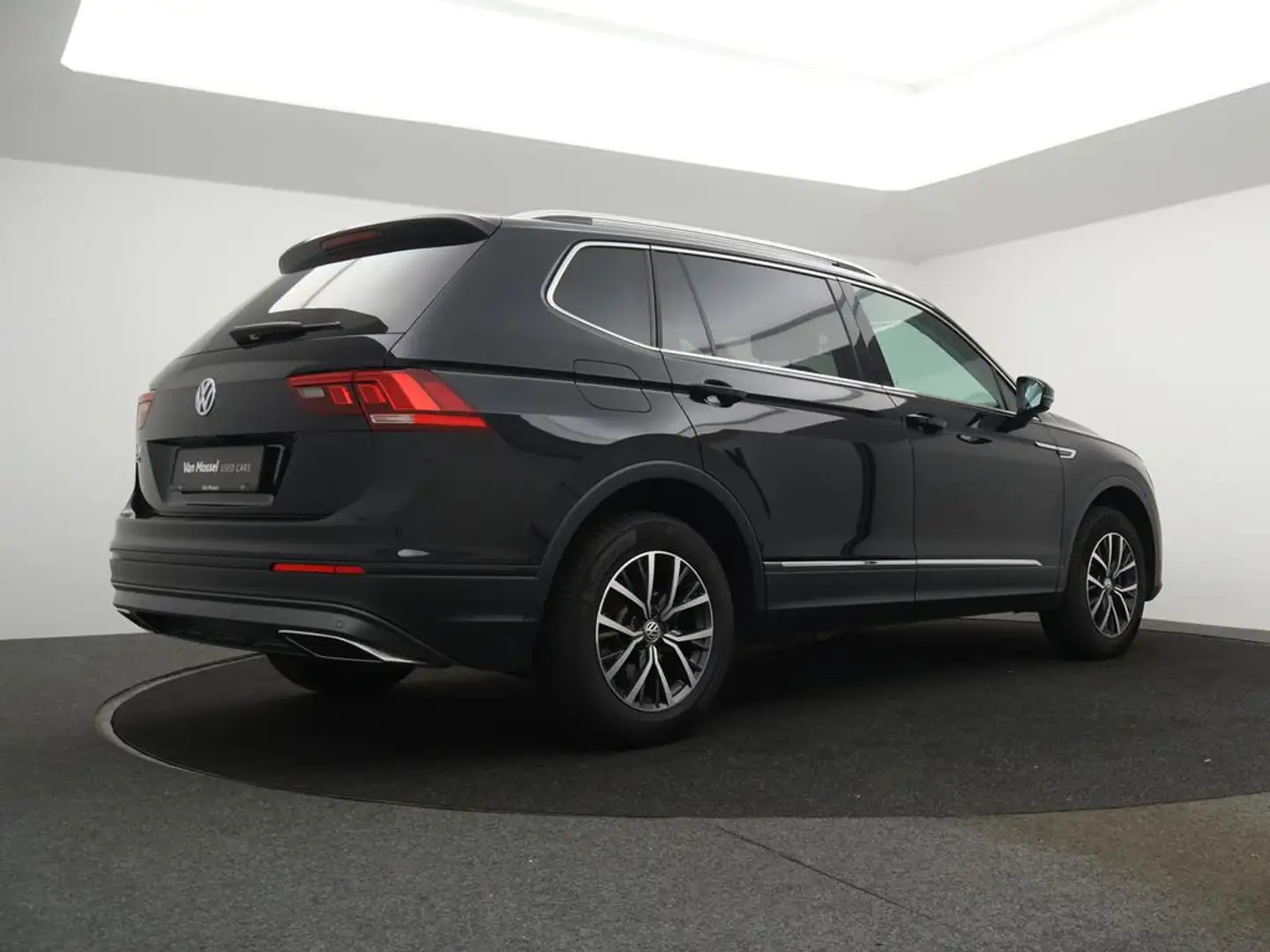 Volkswagen Tiguan Allspace Comfortline 1.5TSI 150PK *AUTOMAAT*TREKHAAK*NAVI*K Black - 2