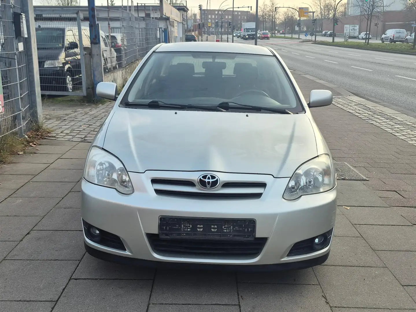 Toyota Corolla 1.6 Edition / Compact*Klimaautomatik* Grau - 2