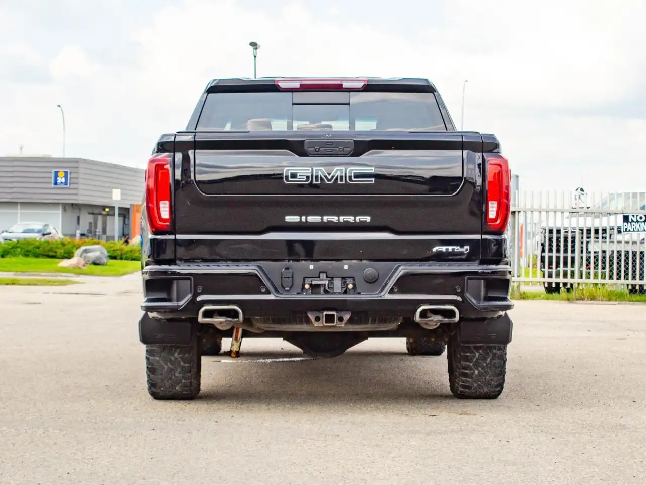 GMC 1500 снимка GMC 1500