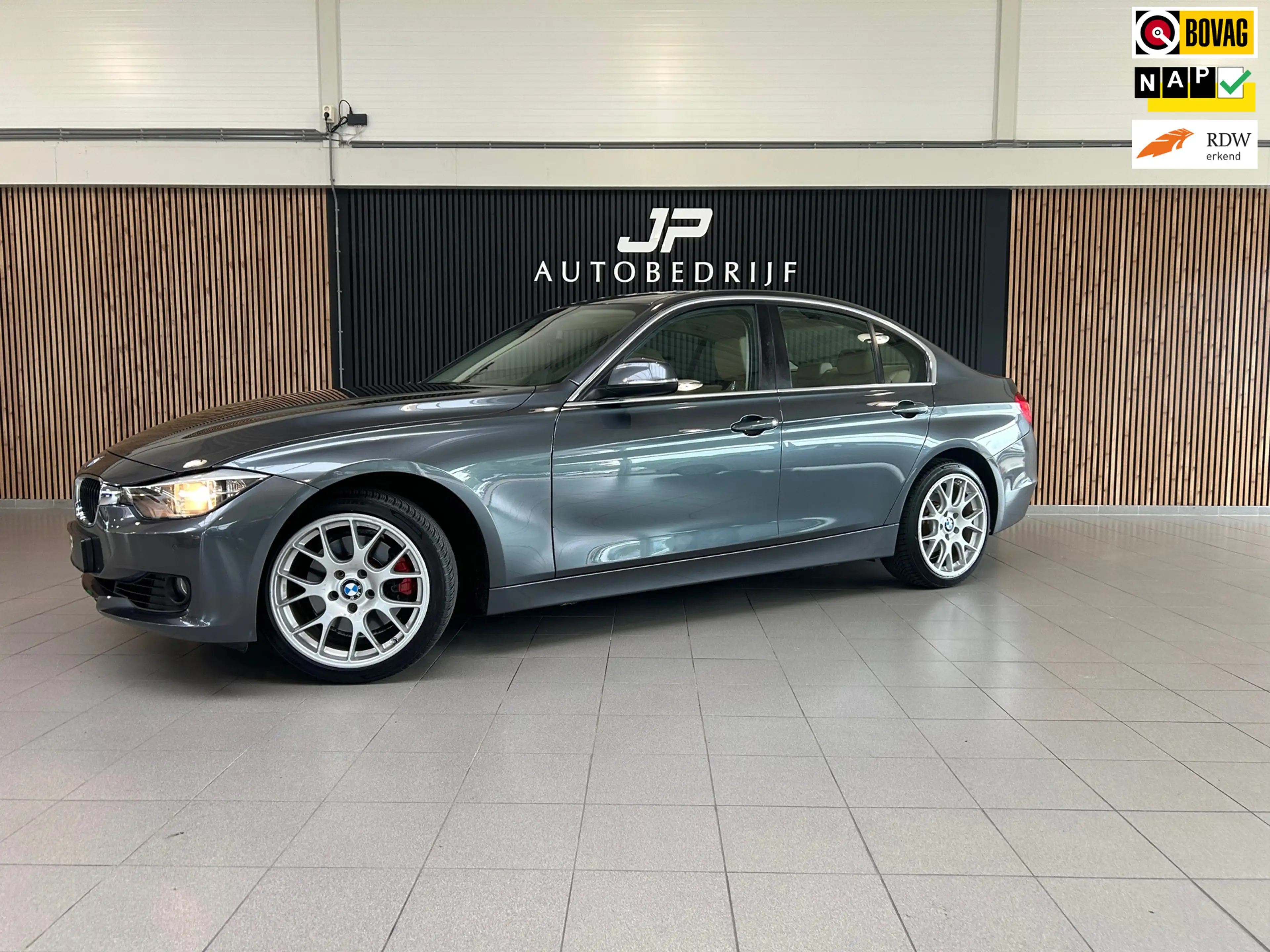 BMW 328 3-serie 328i Executive AUTOMAAT|LEDER|CRUISE|NAVI|