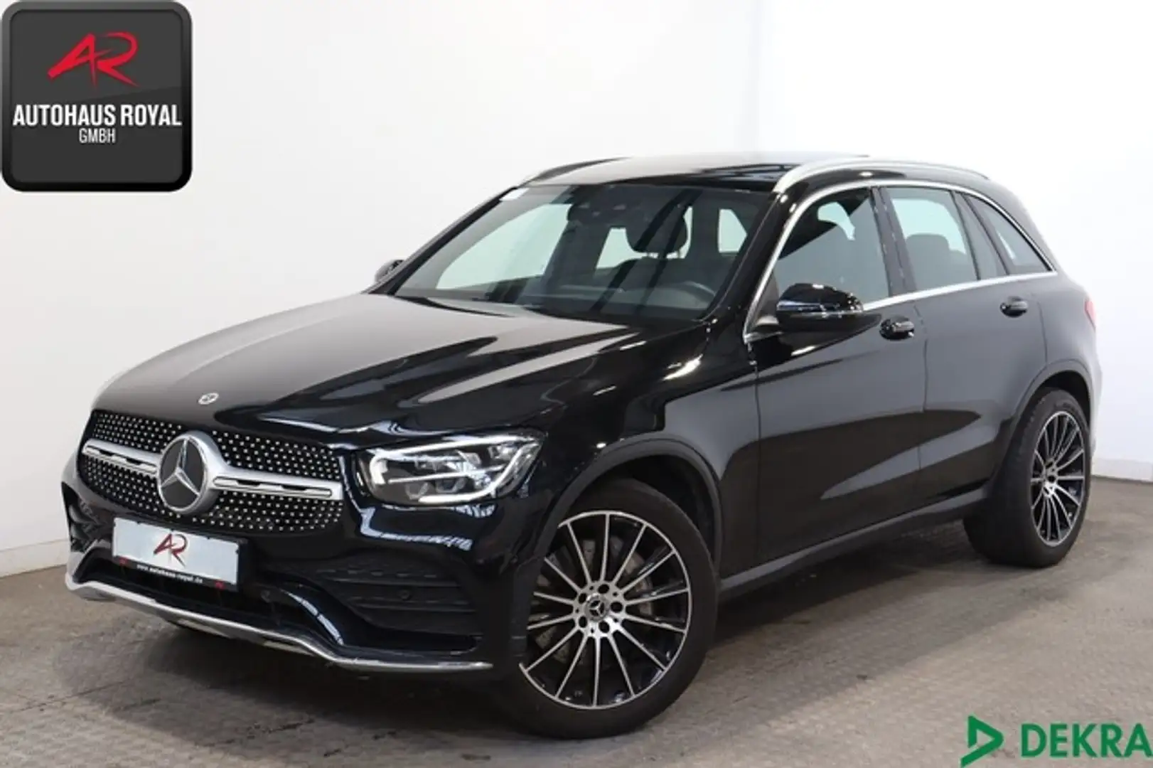 Mercedes-Benz GLC 200 4M AMG KAMERA,SCHECKHEFT,METALLIC,PANO Schwarz - 1