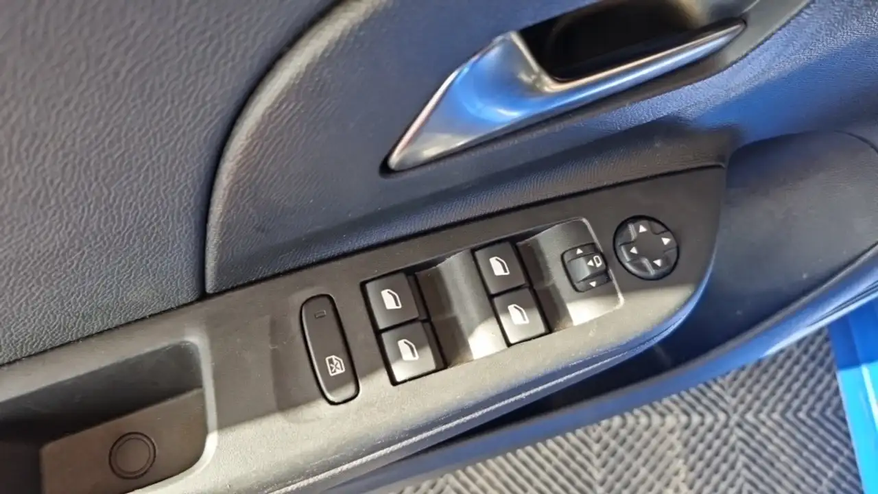 Opel Corsa Corsa — photo 18