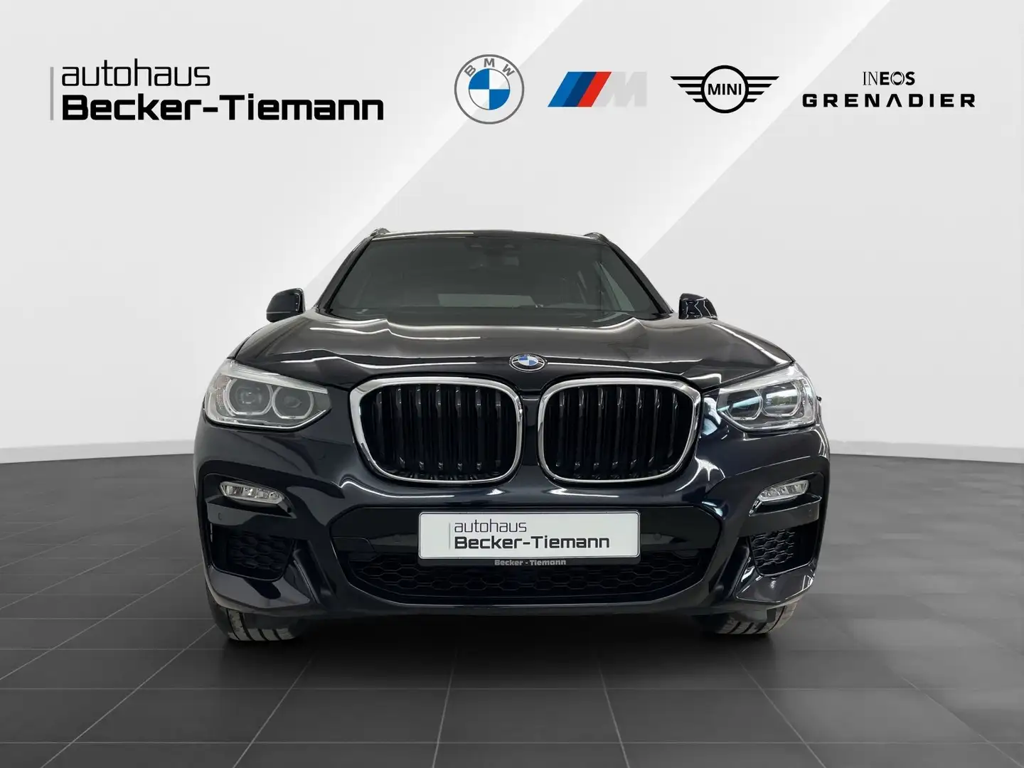 BMW X3 xDrive30d A,M Sportpaket,AHK,HeadUpDisplay,etc. Zwart - 2