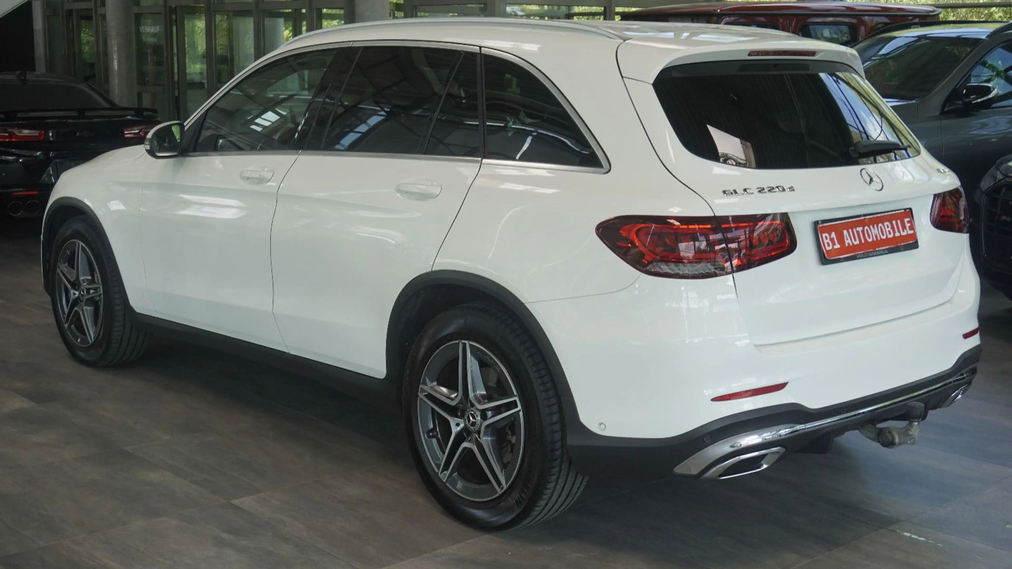 Mercedes-Benz GLC 220 d 4Matic*AMG*AHK*STHZ*VIRTUAL*SOUND — photo 7