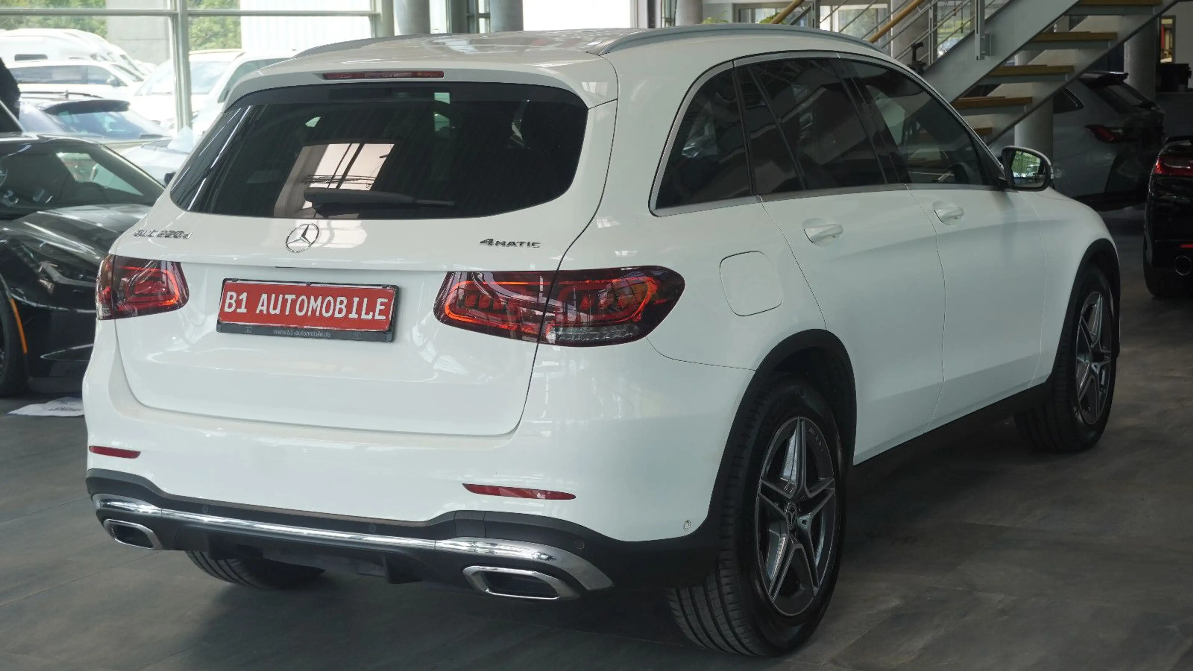 Mercedes-Benz GLC 220 d 4Matic*AMG*AHK*STHZ*VIRTUAL*SOUND — photo 5
