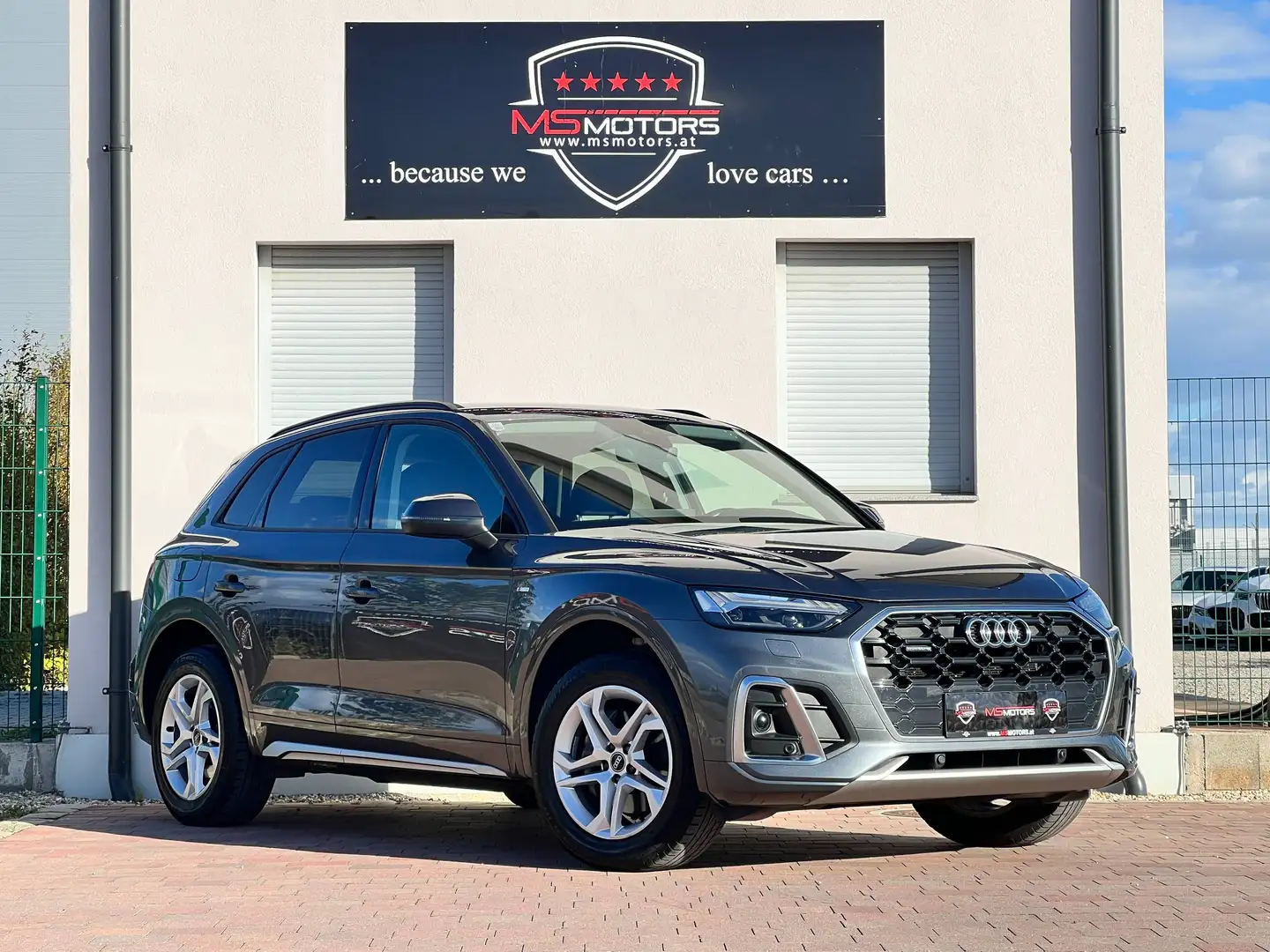 Audi Q5 40 TDI quattro S-tronic*S-LINE*HEAD UP*RFK*ACC*LEDER*ASSISTENTEN*KREDIT*GARANTIE Grau - 1