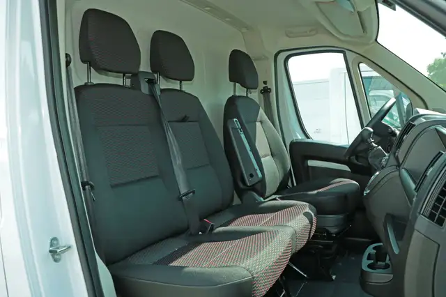 Citroen Jumper view 9