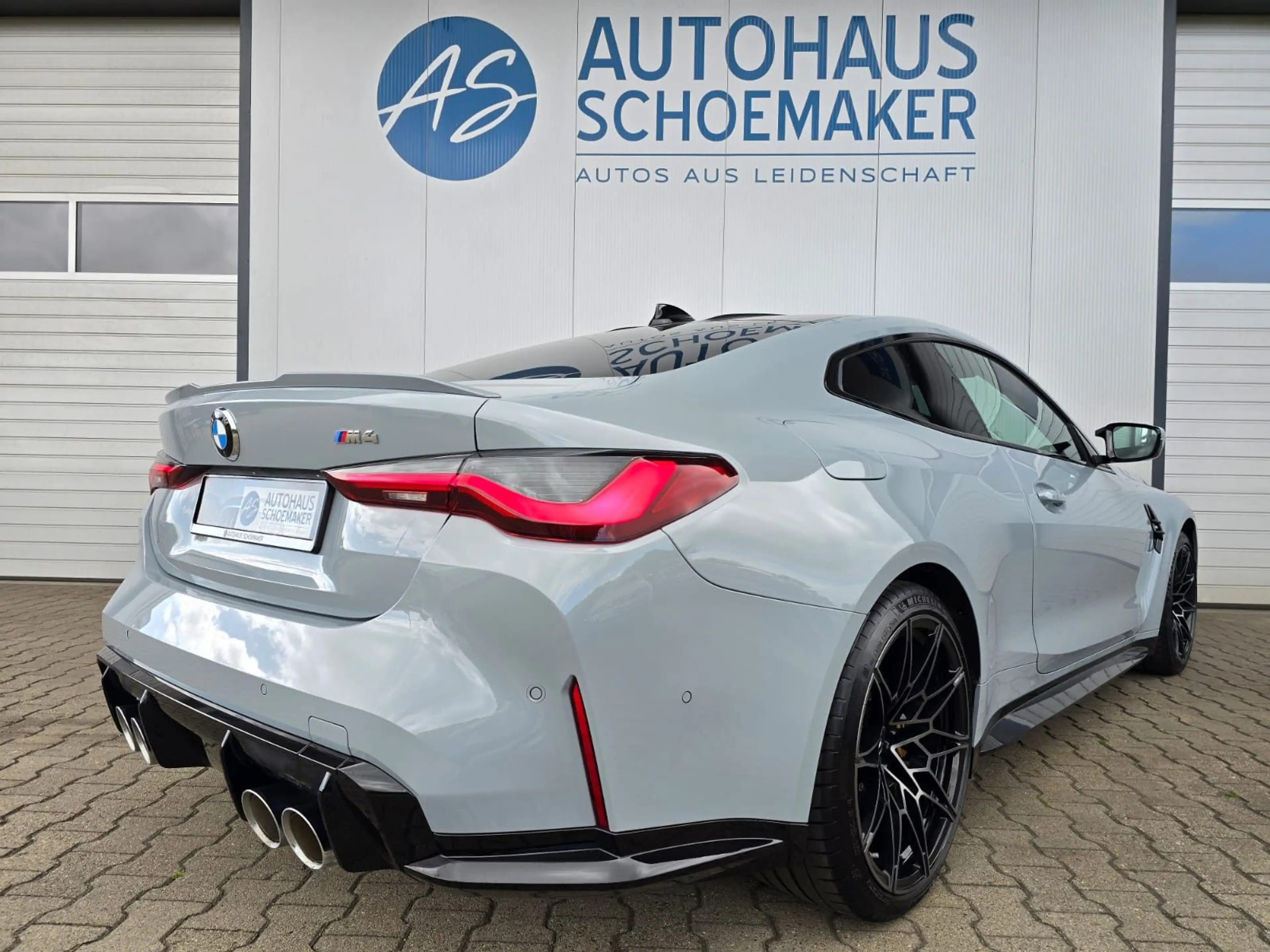BMW M4 Coupe*6-Gang*DEUTSCH*Keramik,M-Dr.Pack,Laser — photo 5