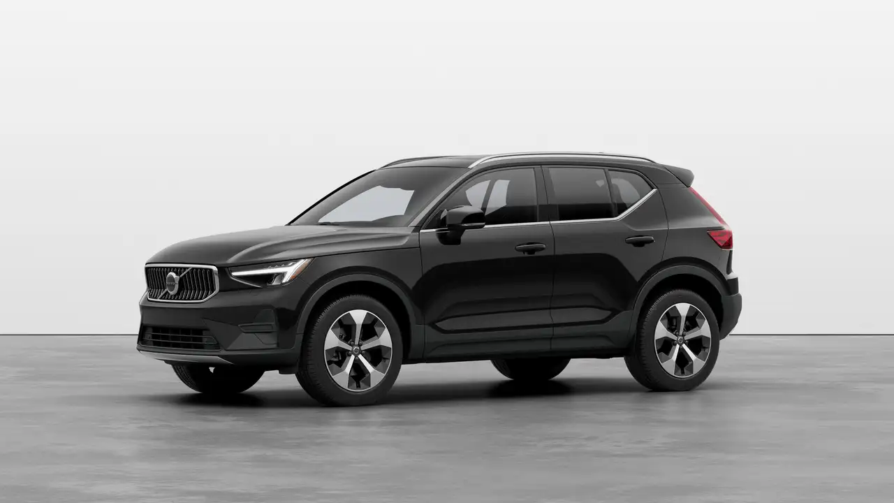 2025 Volvo XC40