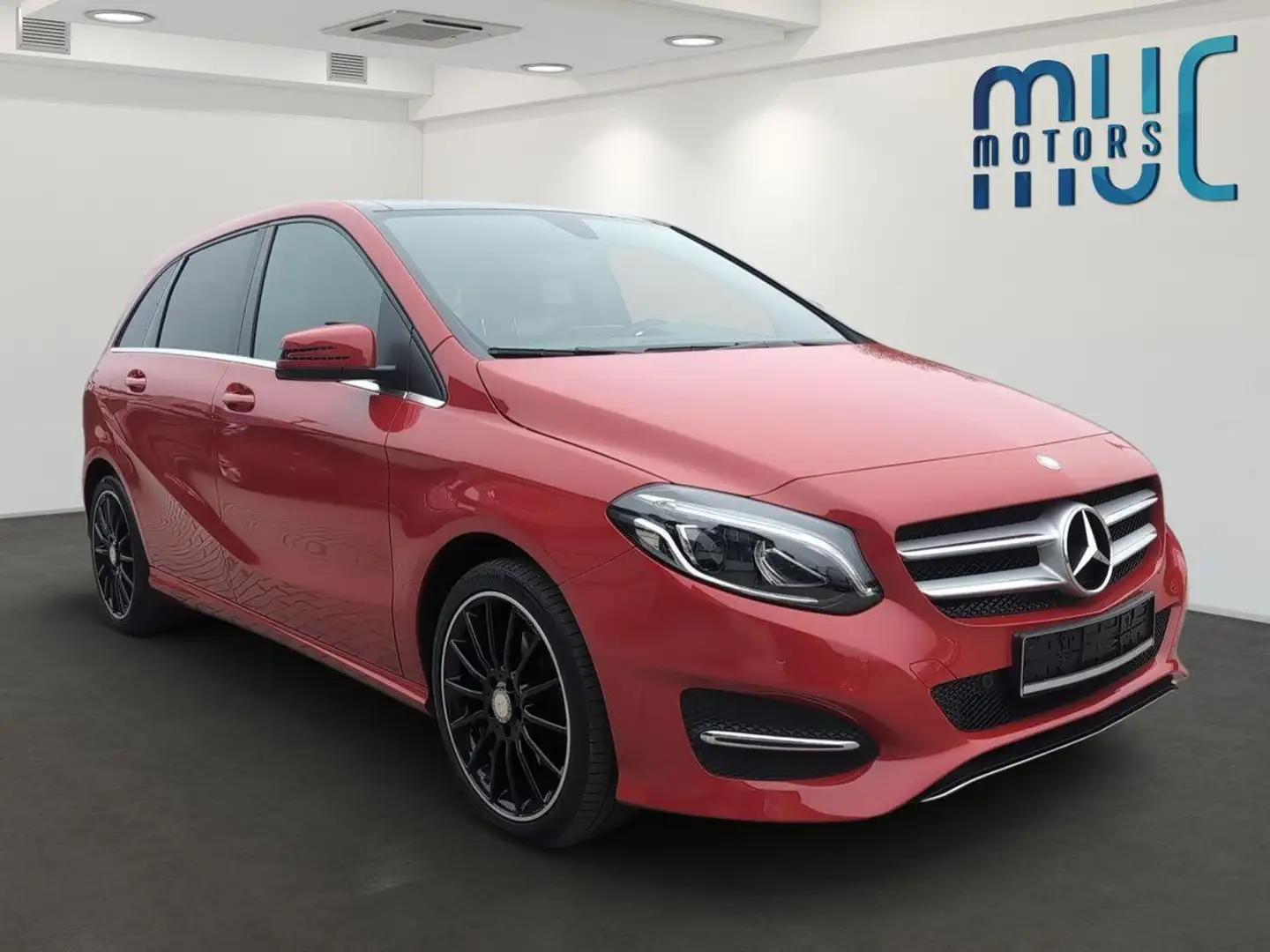 Mercedes-Benz B 200 7G-DCT Urban~Led~Pano~AHK Rot - 2