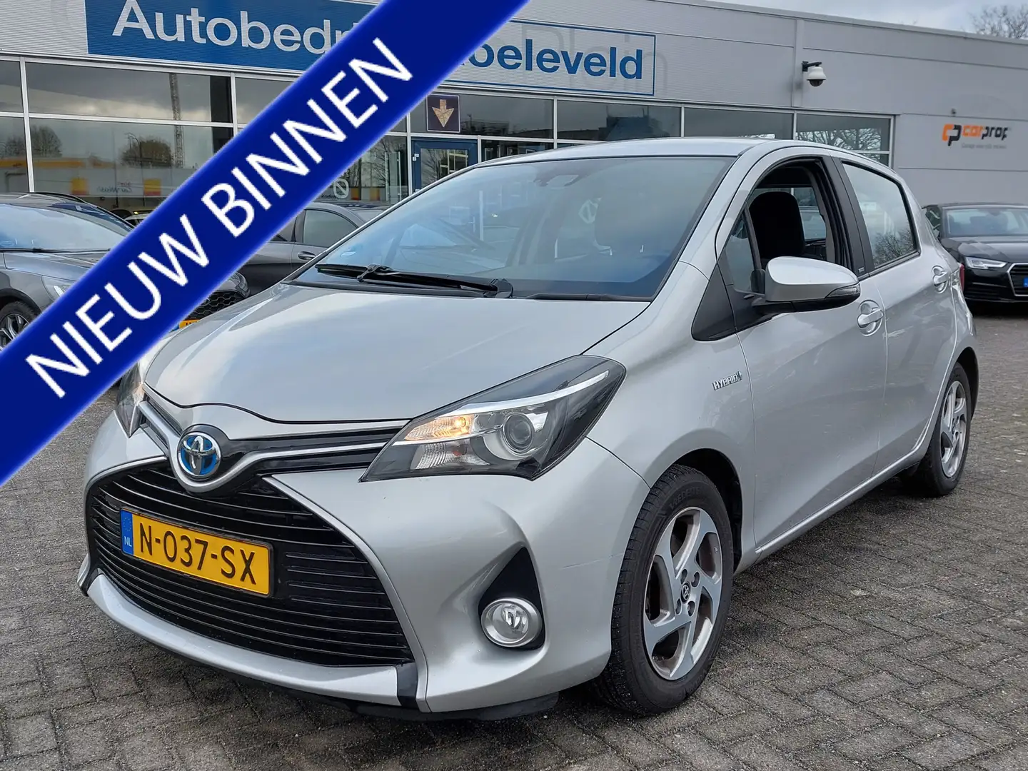 Toyota Yaris 1.5 Hybrid Automaat Trend 5-Deurs | Navi | Clima | Gris - 1