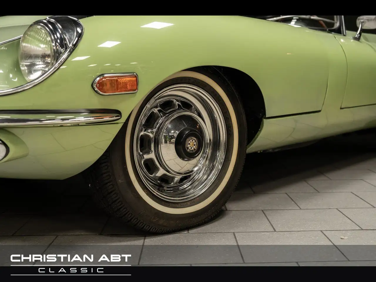 Jaguar E-Type 4.2 Serie2 sehr guter technischer Zustand, foto 4