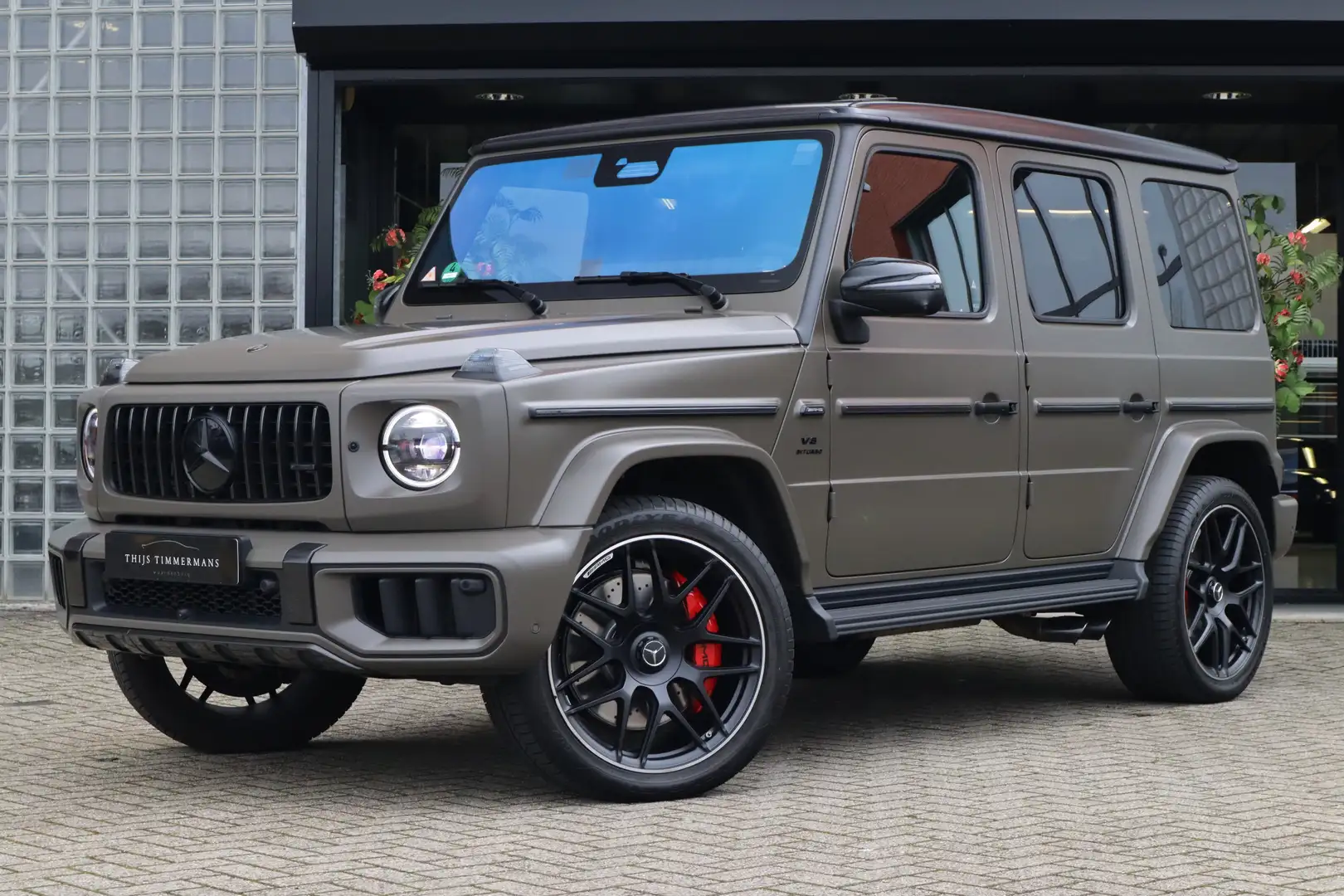 Mercedes-Benz G 63 AMG | Facelift, Donkerolijf magno, Manufaktur interieu Grijs - 1