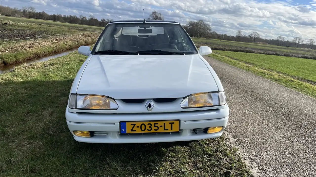 Renault 1.8 Fairway Cabrio, foto 2