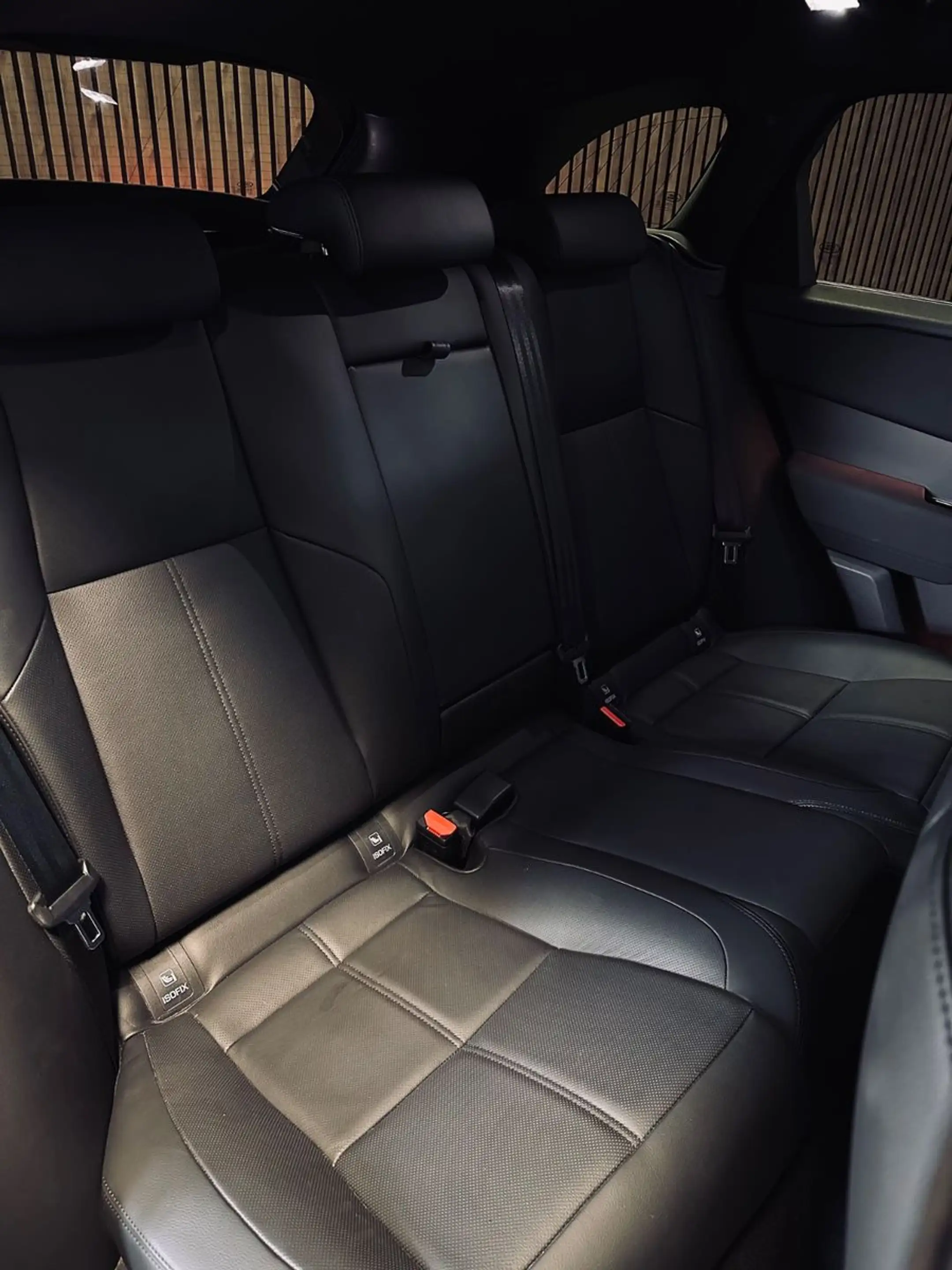 Land Rover Range Rover Velar RangeRover Velar 3.0 D300 DYNAMIC SE AWD Facelif — photo 14