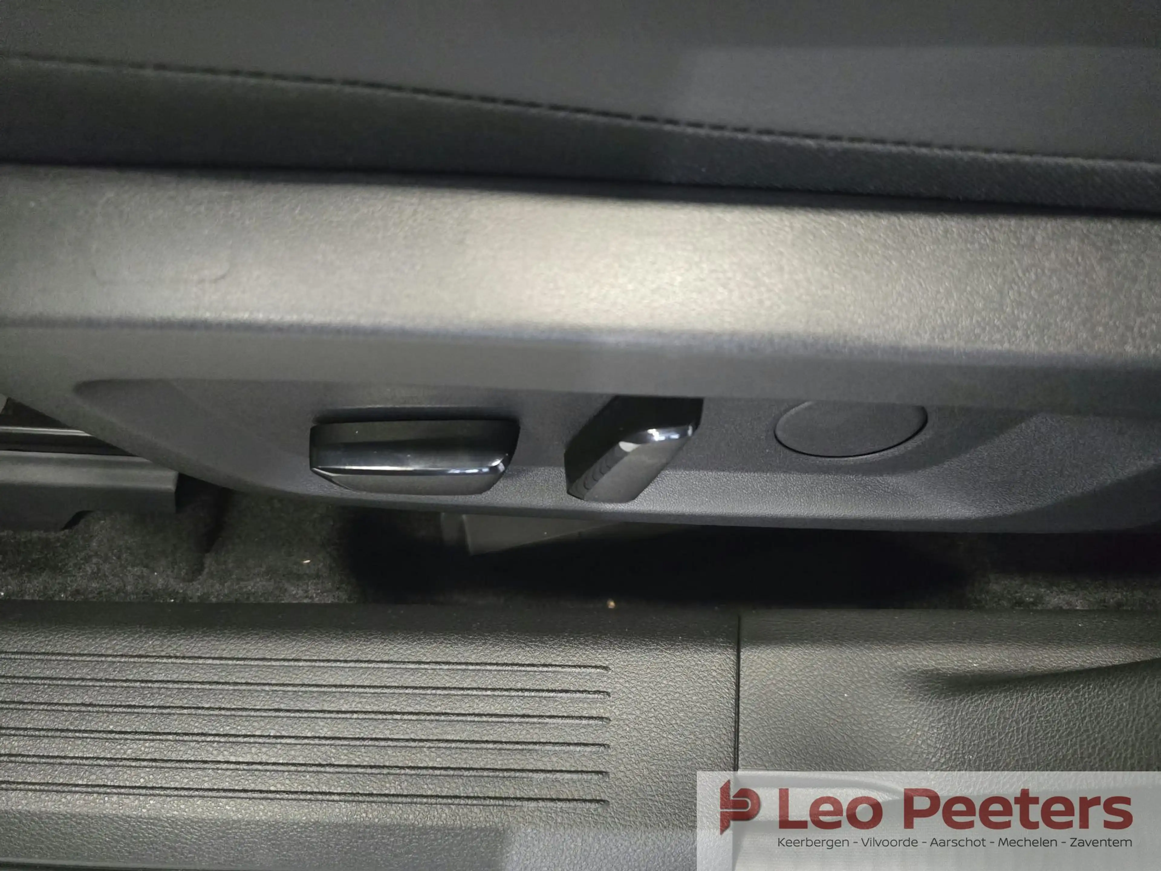 Nissan Qashqai e-POWER Tekna+ PANO +Cold Pack//205pk//MY26 — photo 12