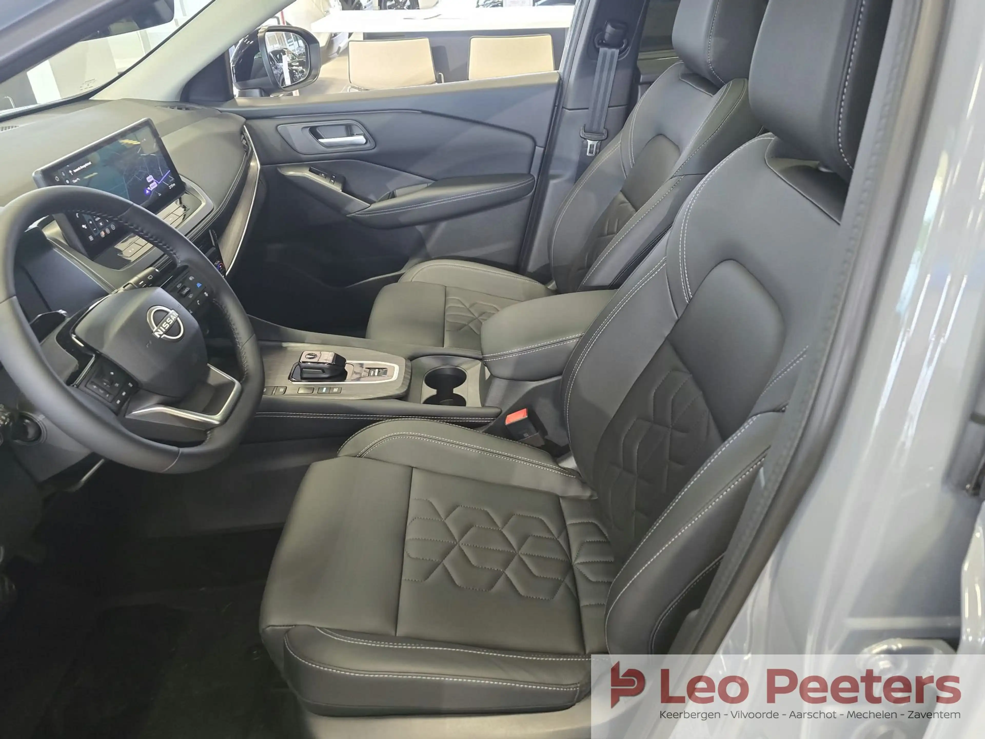 Nissan Qashqai e-POWER Tekna+ PANO +Cold Pack//205pk//MY26 — photo 13