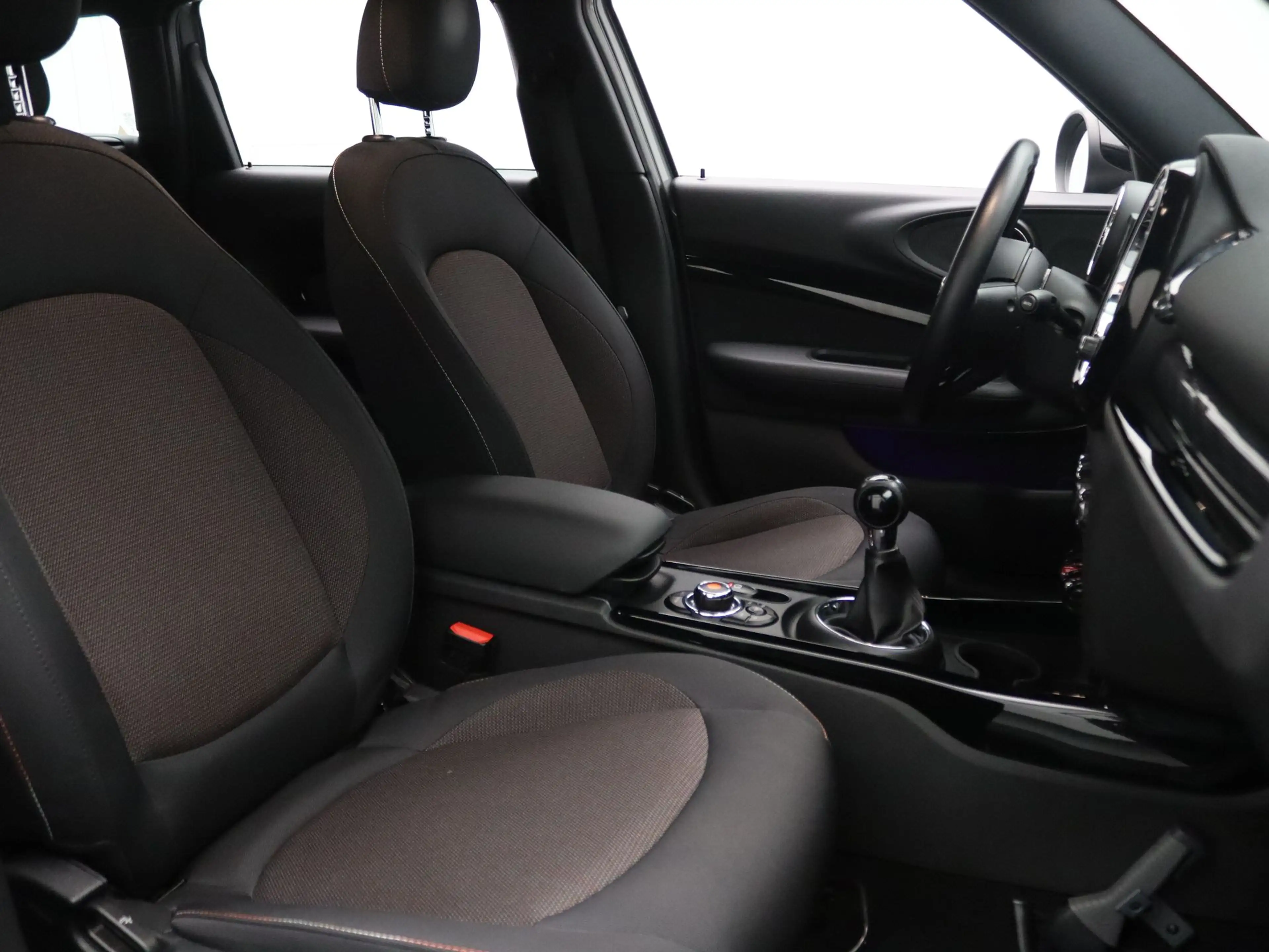 MINI Cooper Clubman 135pk Pepper Business Climate | Navi — photo 28