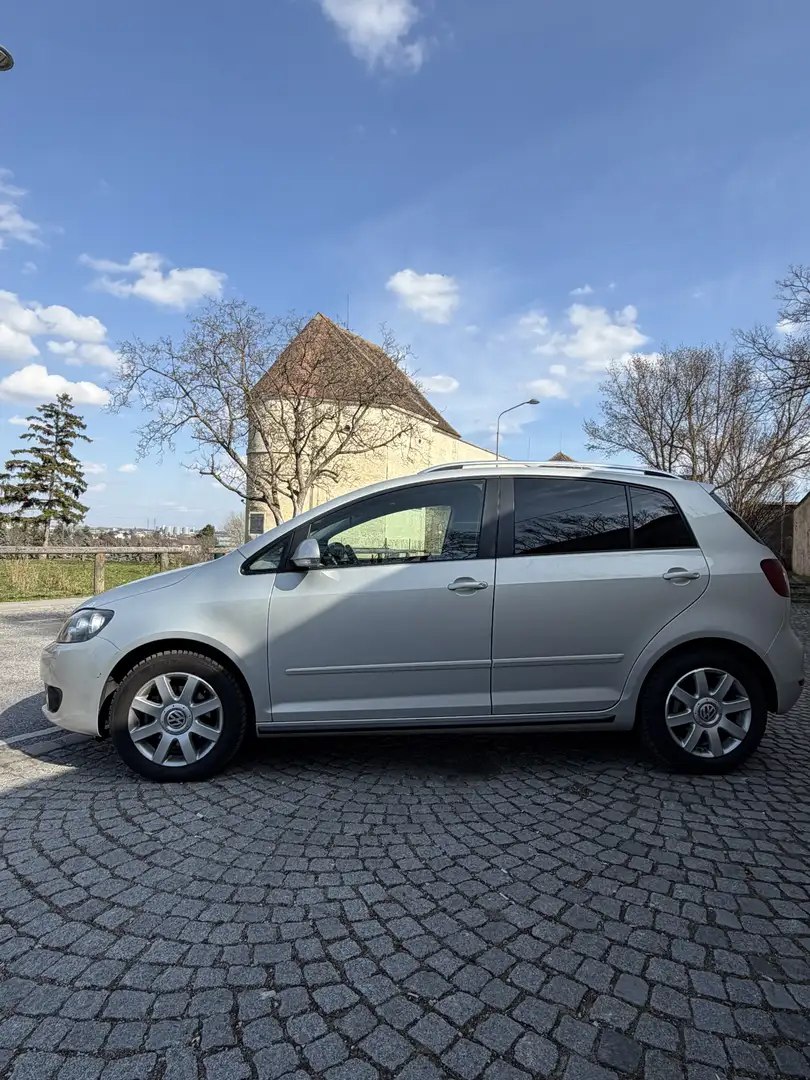 Volkswagen Golf Plus Highline 2,0 TDI DPF - 2