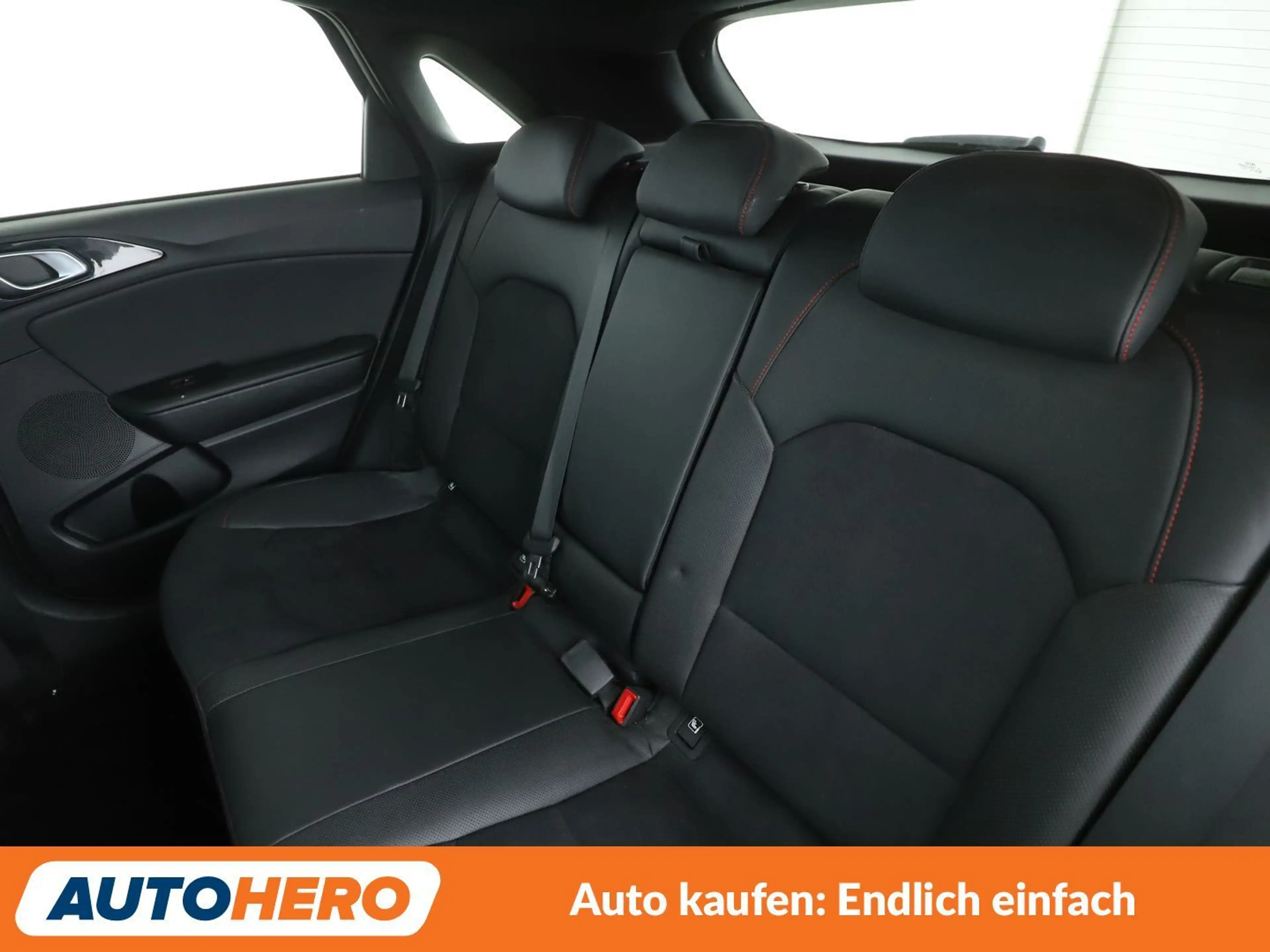 Kia Ceed / cee'd 1.6 TGDI GT Aut.*NAVI*VC*LED*ACC*CAM*PDC*SHZ*ALU* — photo 14