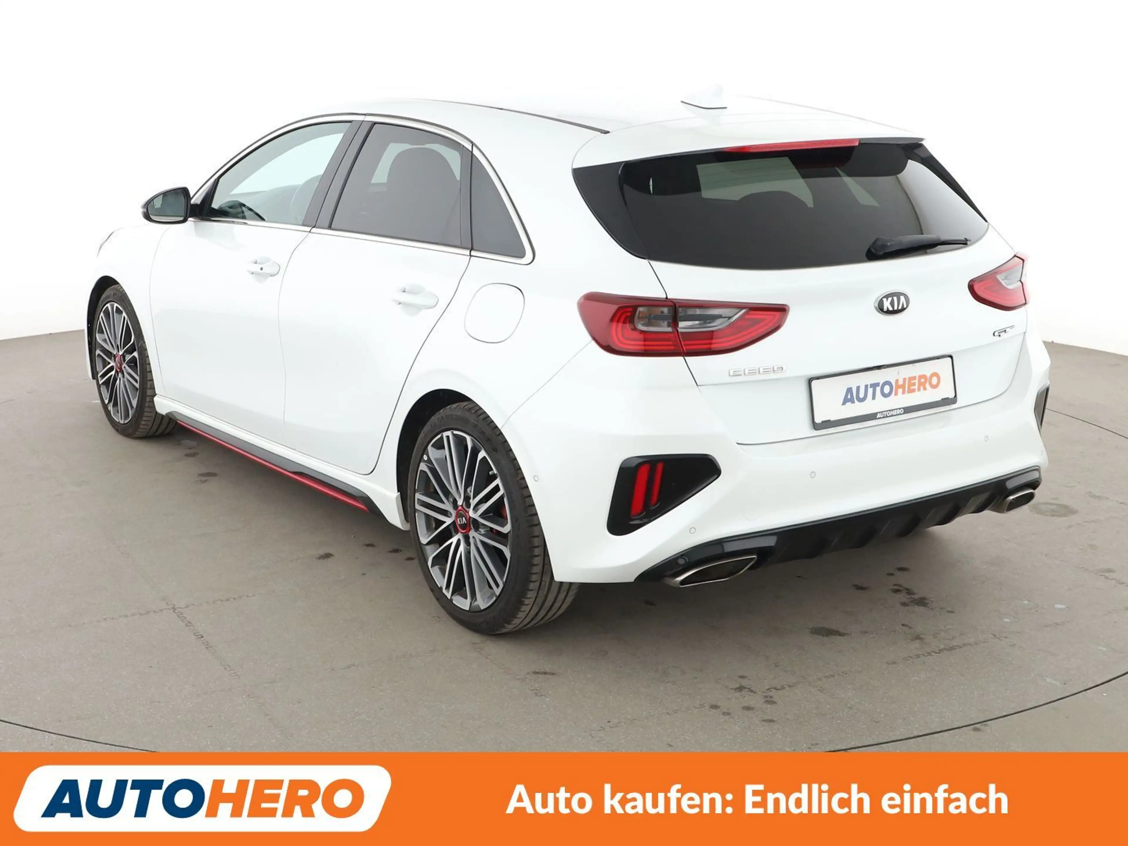 Kia Ceed / cee'd 1.6 TGDI GT Aut.*NAVI*VC*LED*ACC*CAM*PDC*SHZ*ALU* — photo 4