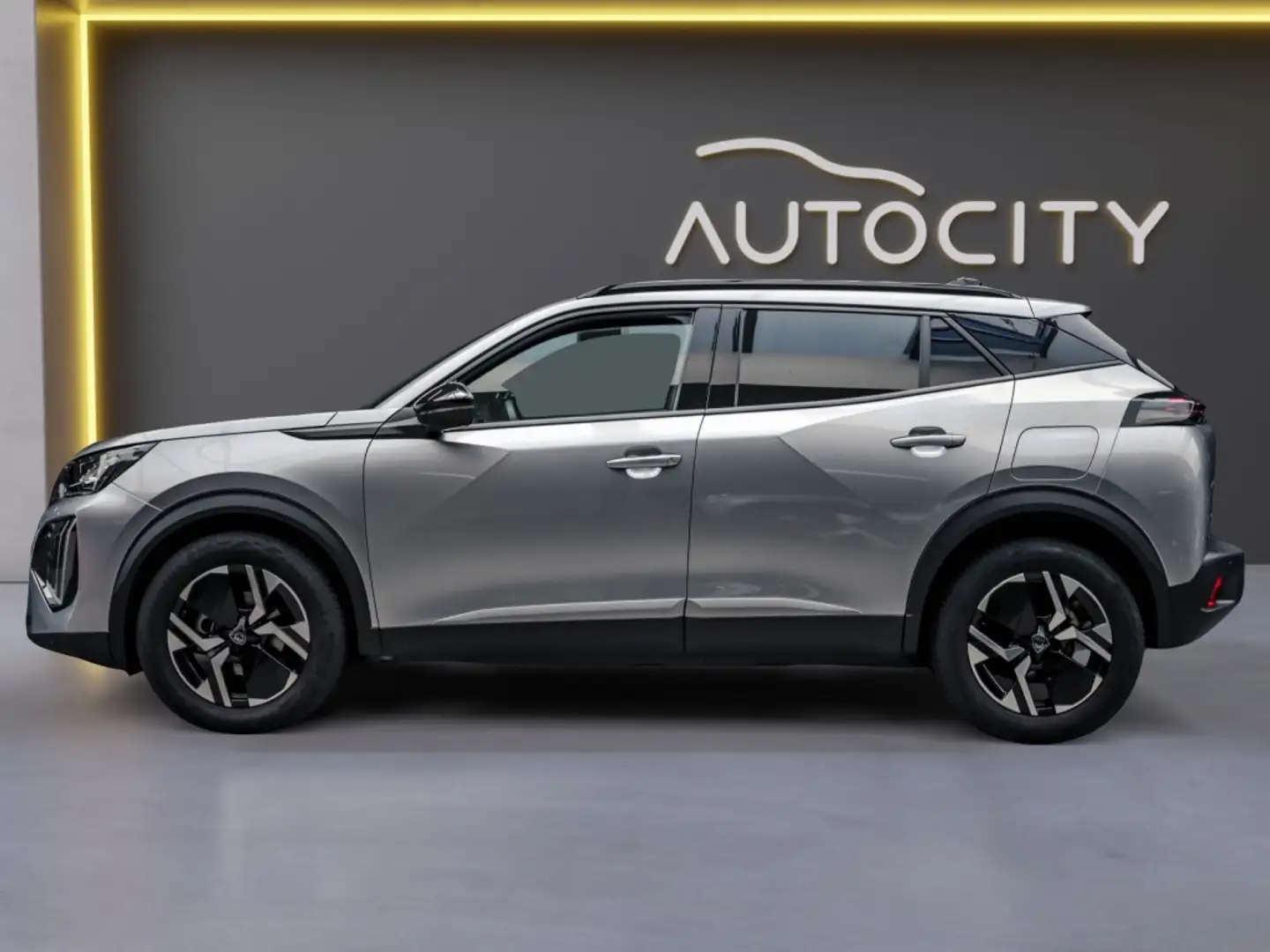 Peugeot 2008 2008 1.2 PureTech 100 Allure Navi l Camera l NIEUW Zilver - 2