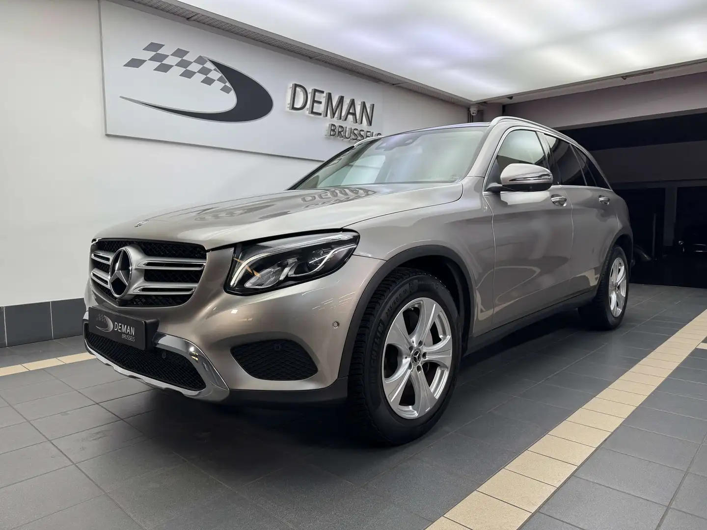 Mercedes-Benz GLC 220 d 4-Matic - Elégance - Toit Pano -360 -Cuir Beige - 1