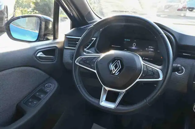 Renault Clio view 20