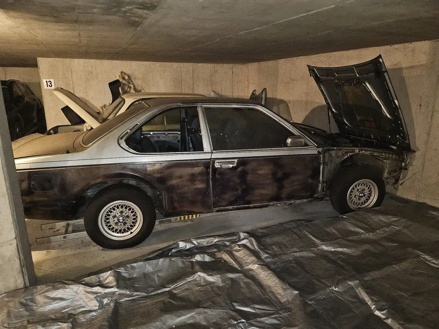 BMW 635 635CSi Bleu - 1