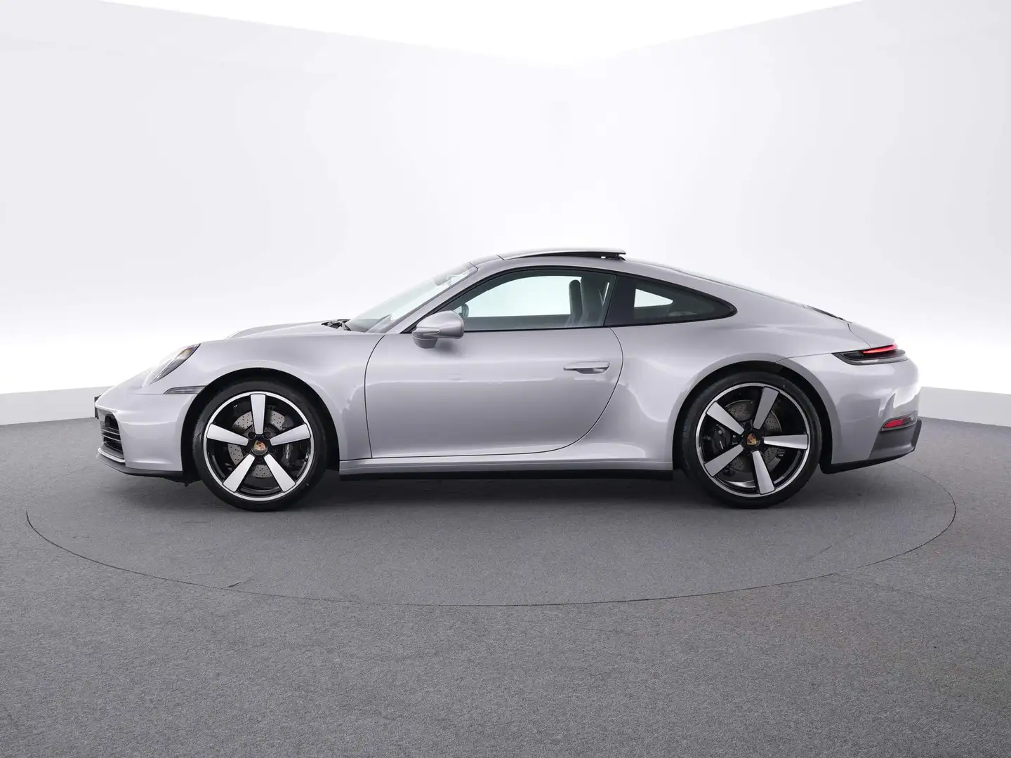 Porsche 992 Carrera Zilver - 2