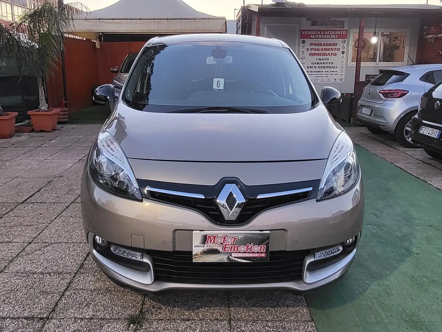 Renault Scenic X-Mod 1.5 DCi  110CV Limited Navi Gold - 2