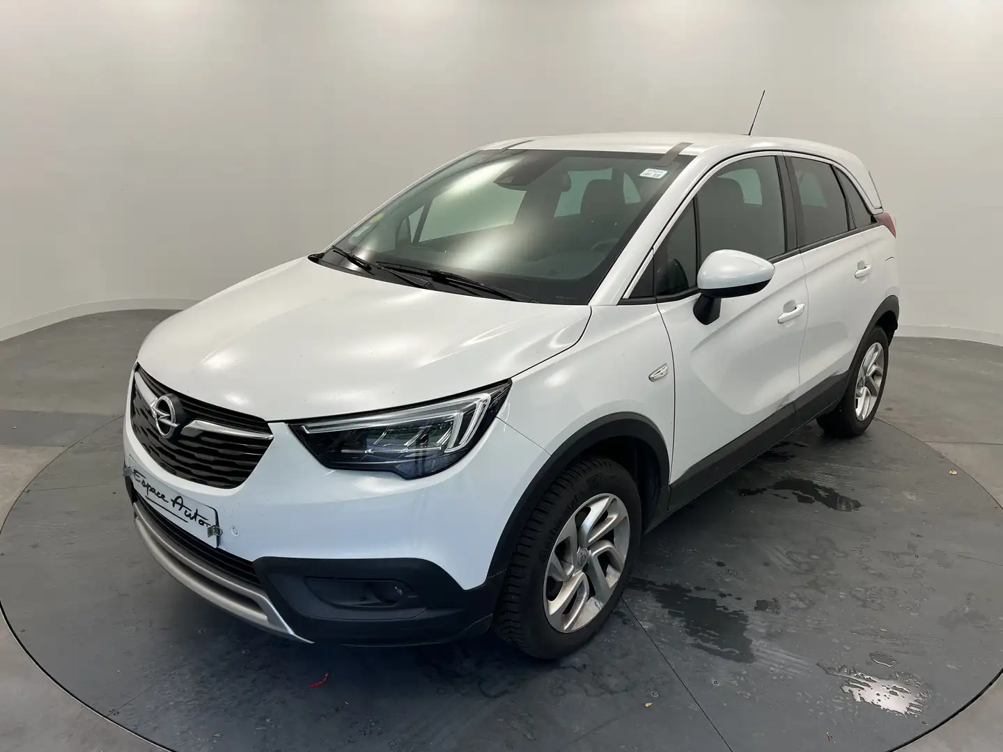 Opel Crossland X 1.5 D 102 ch Business Elegance Weiß - 1
