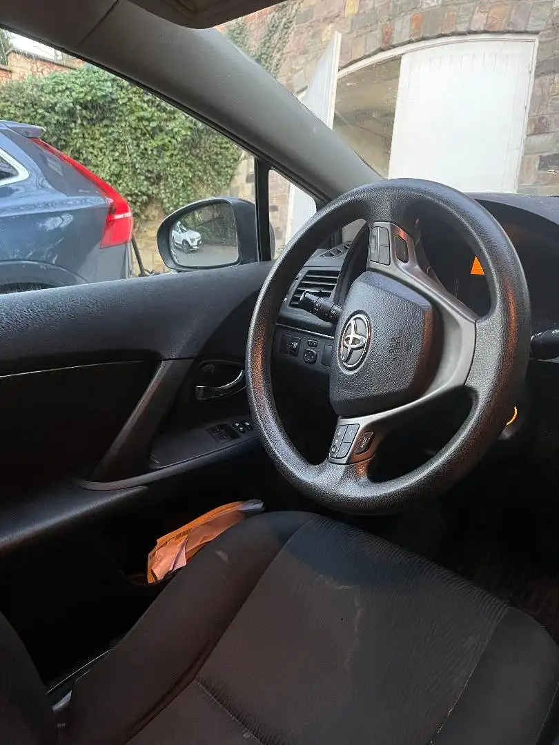 Toyota Avensis Avensis Noir - 2