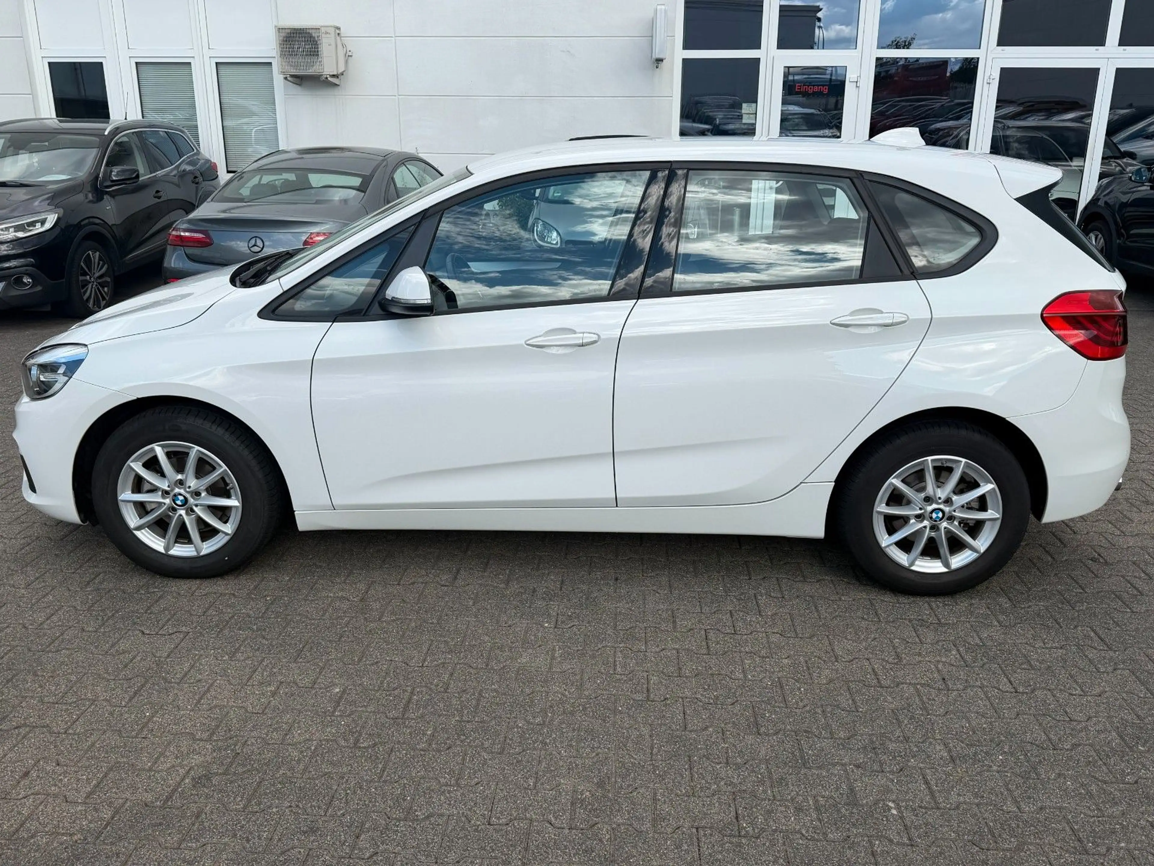 BMW 216 /1.HAND/8FACH/WENIG KM/ALU — photo 4