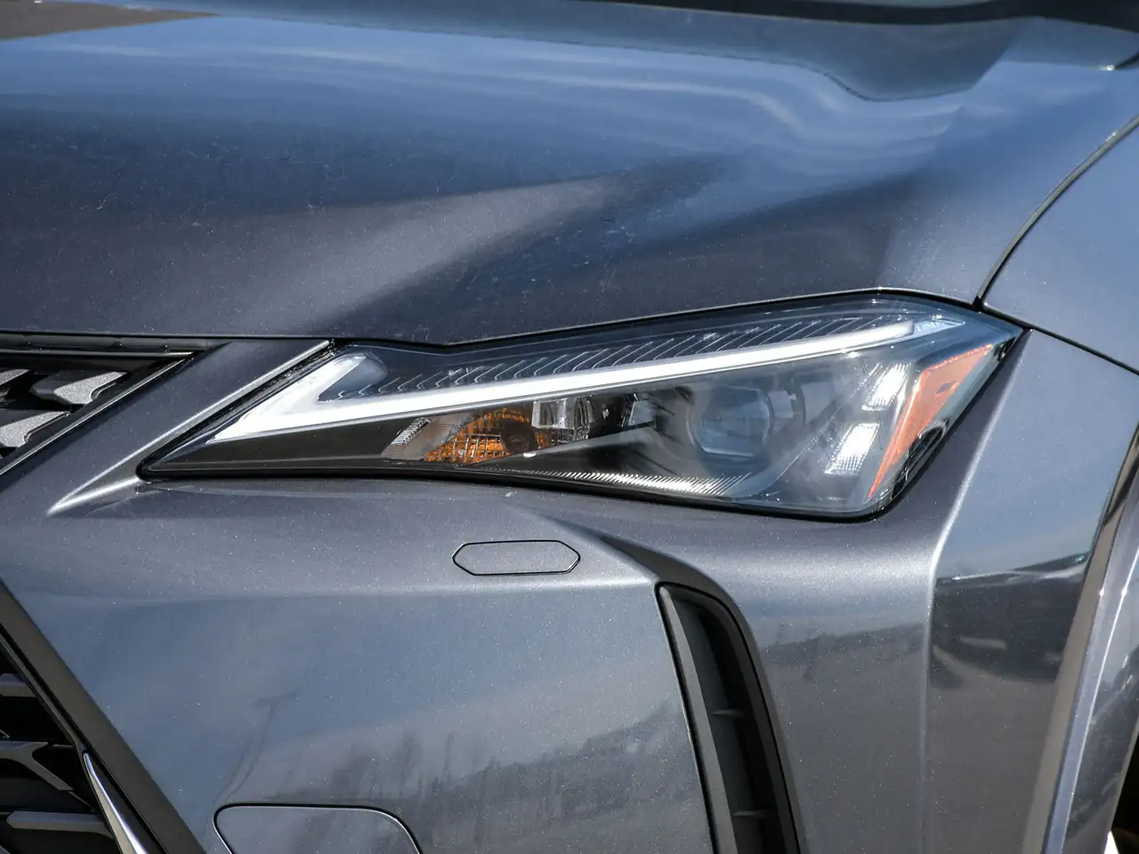 Lexus UX снимка Lexus UX