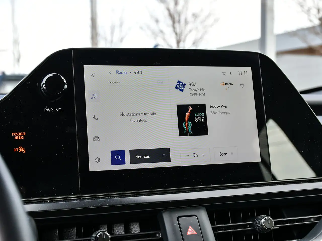Lexus UX снимка Lexus UX