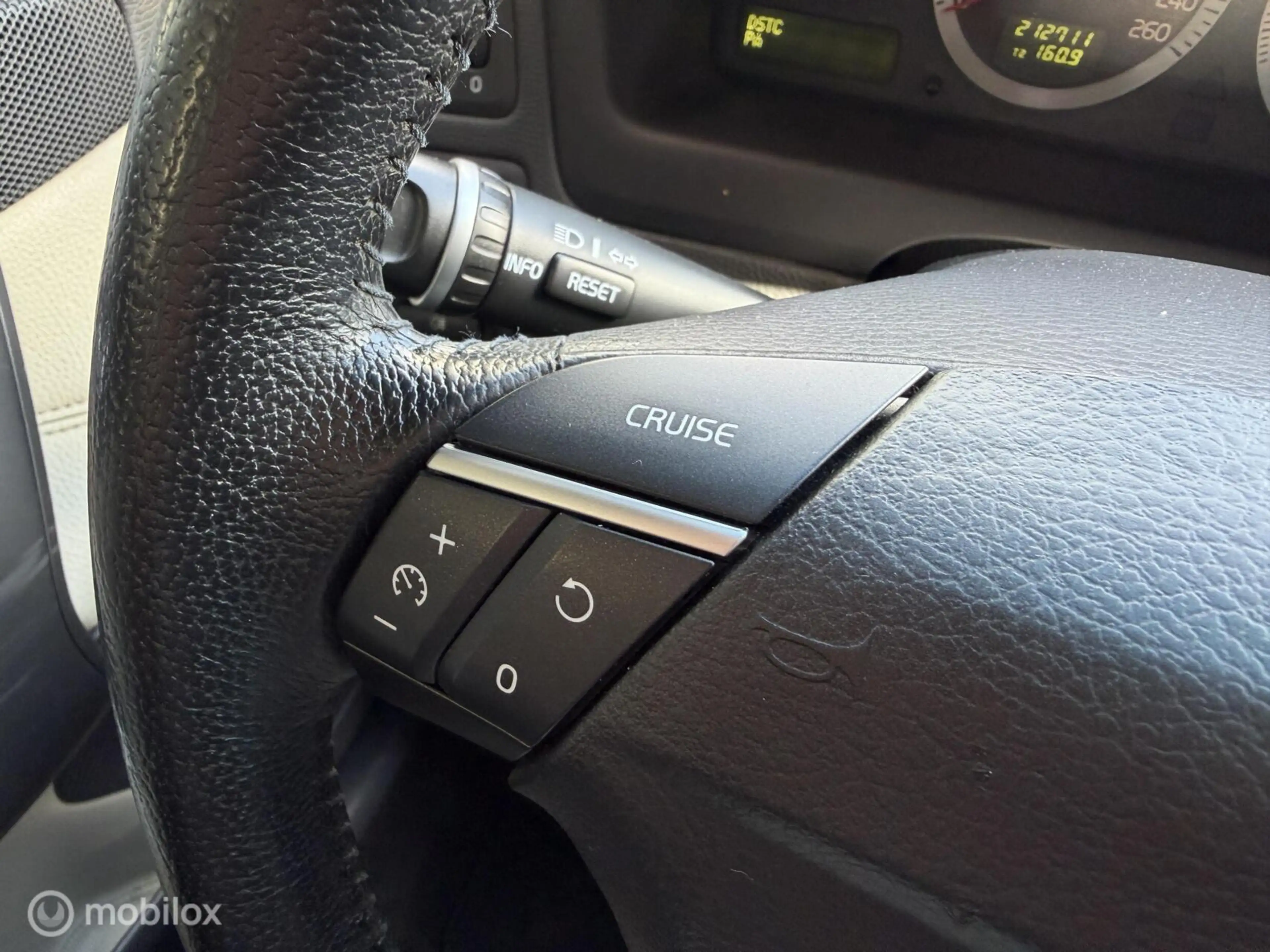 Volvo V70 2.4 Edition Classic 170PK — photo 10