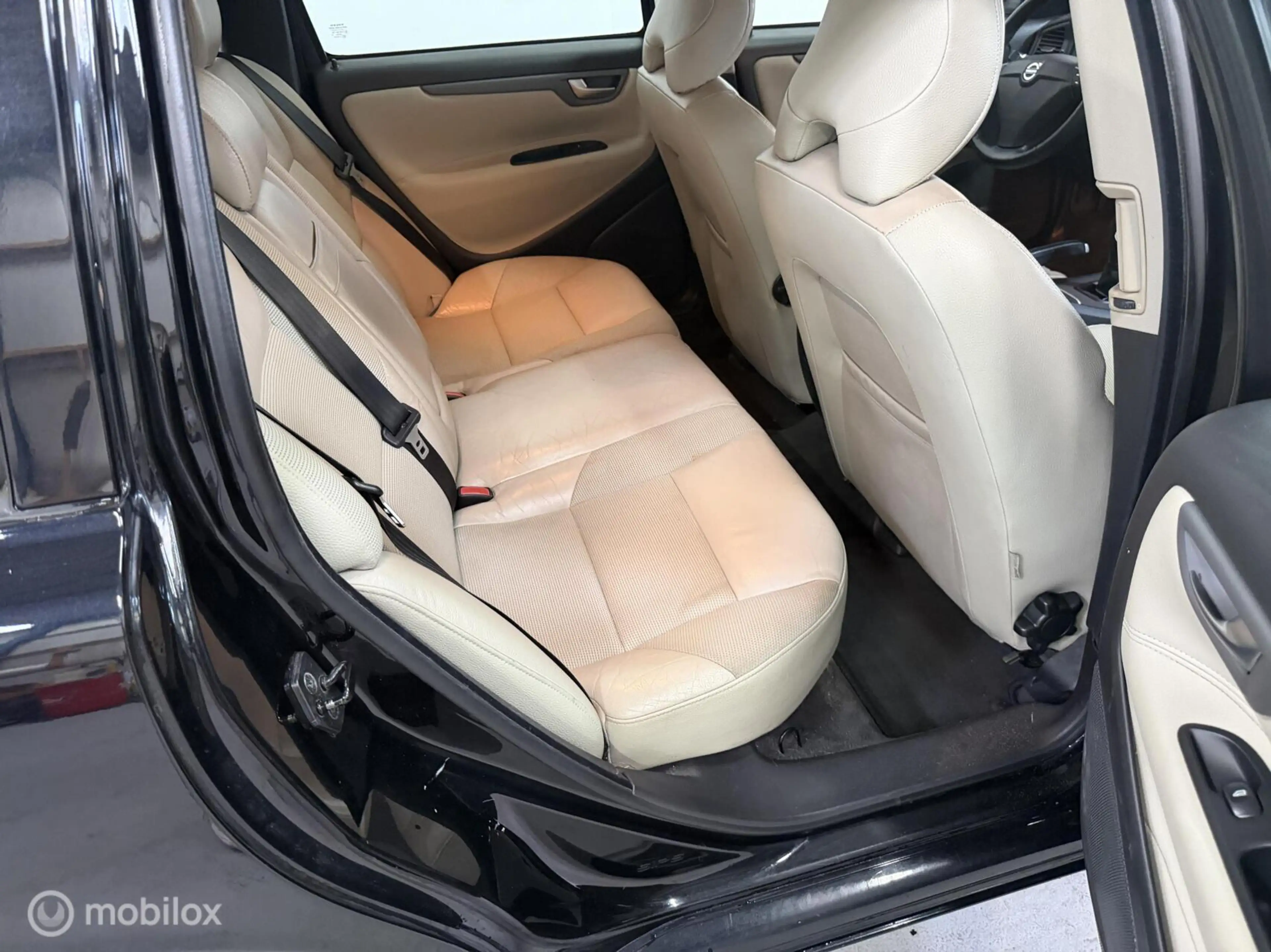 Volvo V70 2.4 Edition Classic 170PK — photo 9