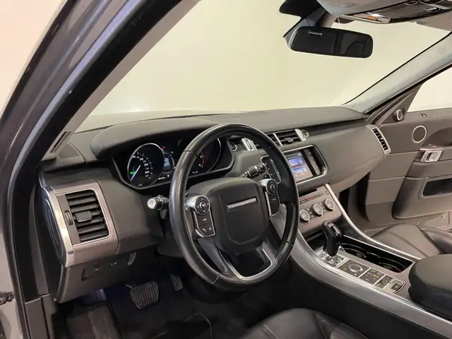 Land Rover Range Rover Sport view 15