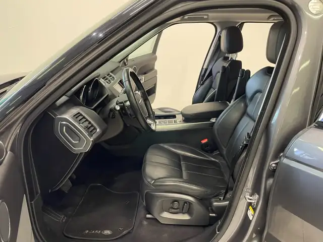 Land Rover Range Rover Sport view 6